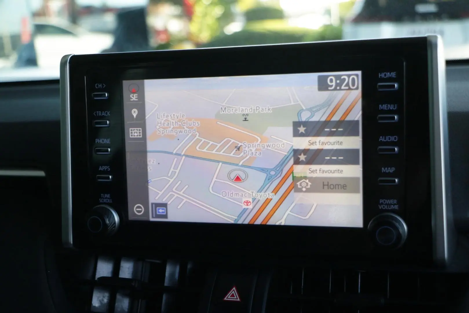 2020 Toyota RAV4 Gallery Image 11