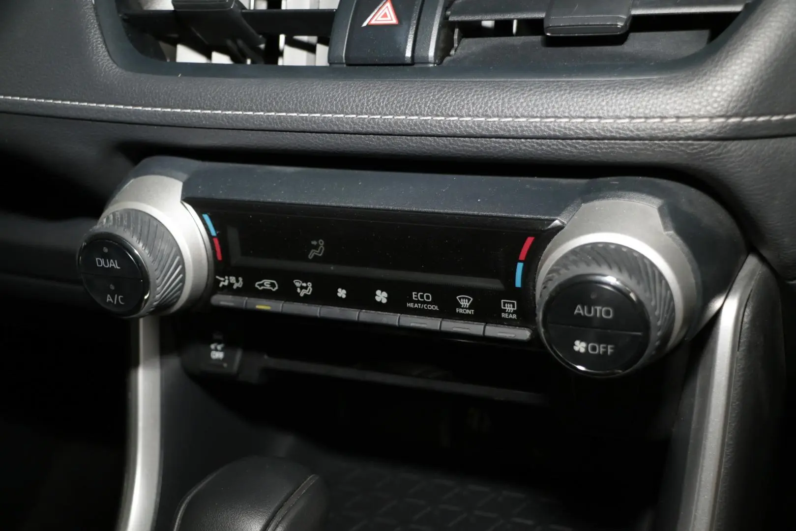 2023 Toyota RAV4 Gallery Image 17