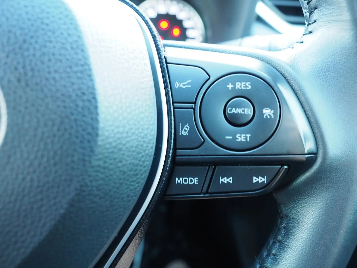 2021 Toyota RAV4 Gallery Image 36