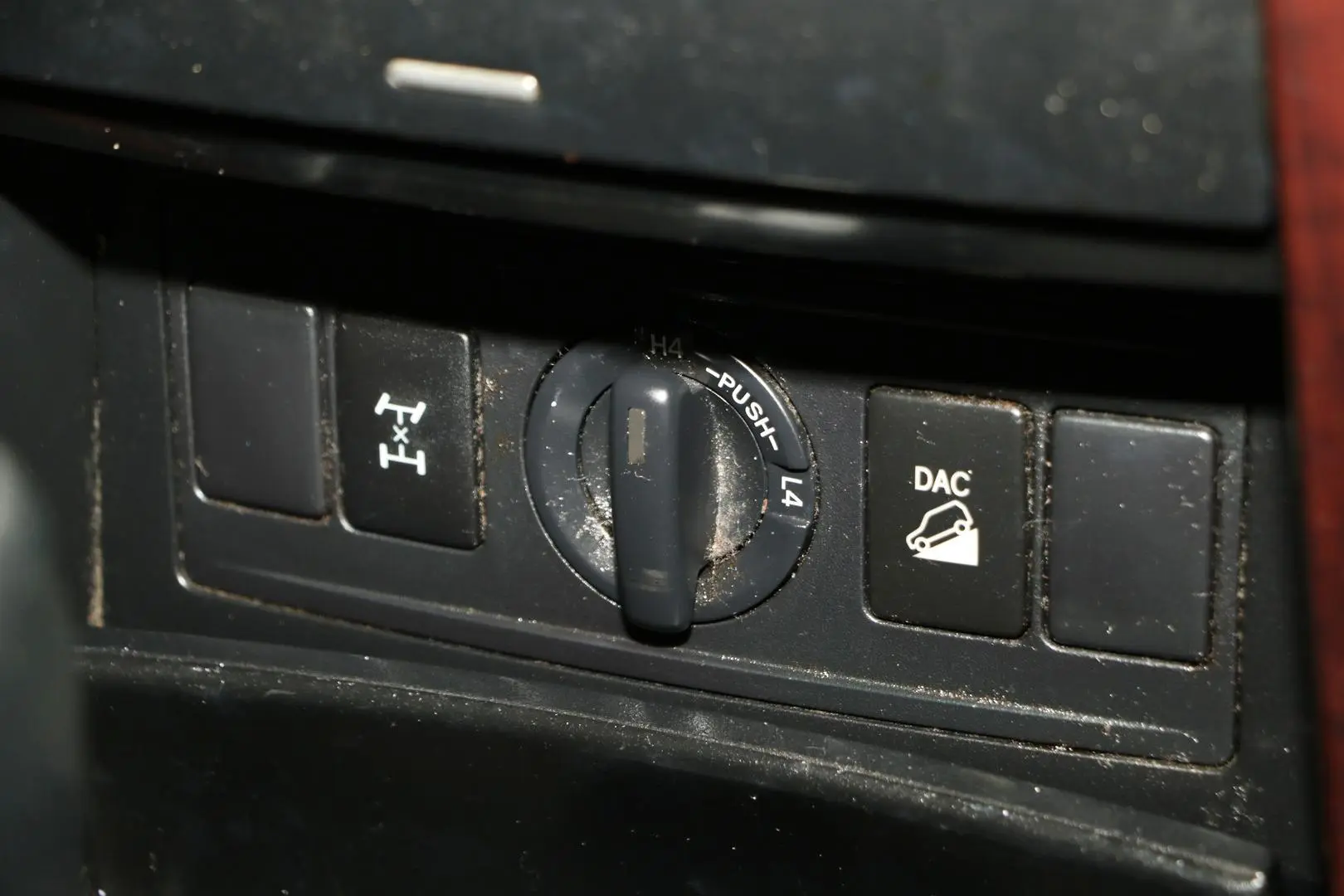 2014 Toyota Landcruiser Prado Gallery Image 13