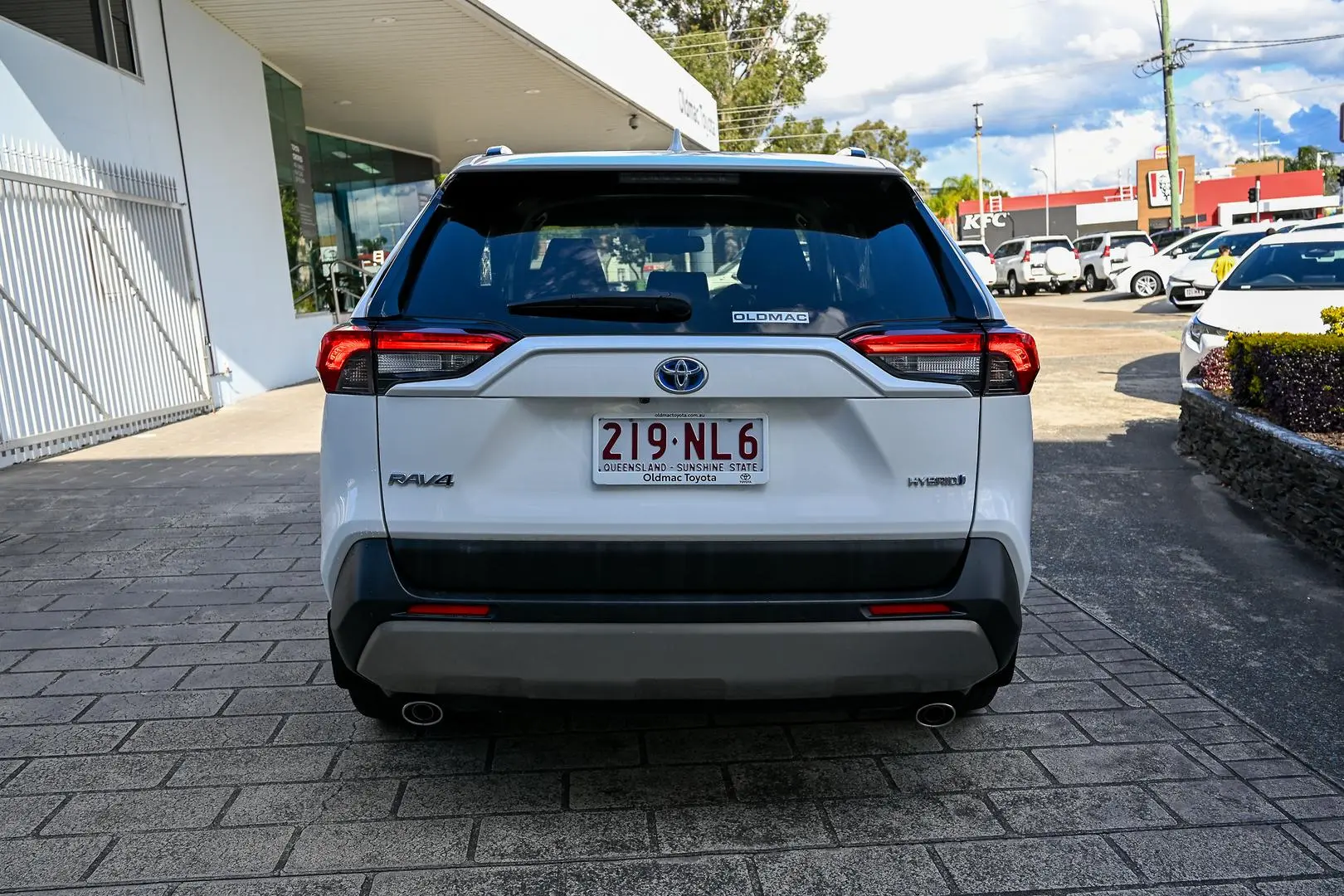 2022 Toyota RAV4 Gallery Image 6