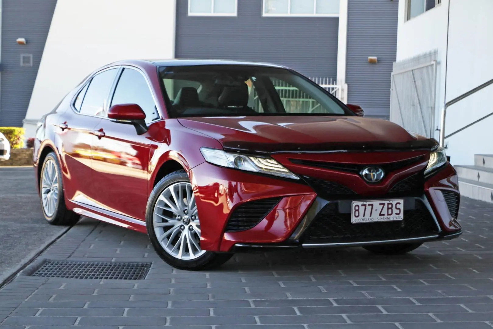 2019 Toyota Camry Gallery Image 1