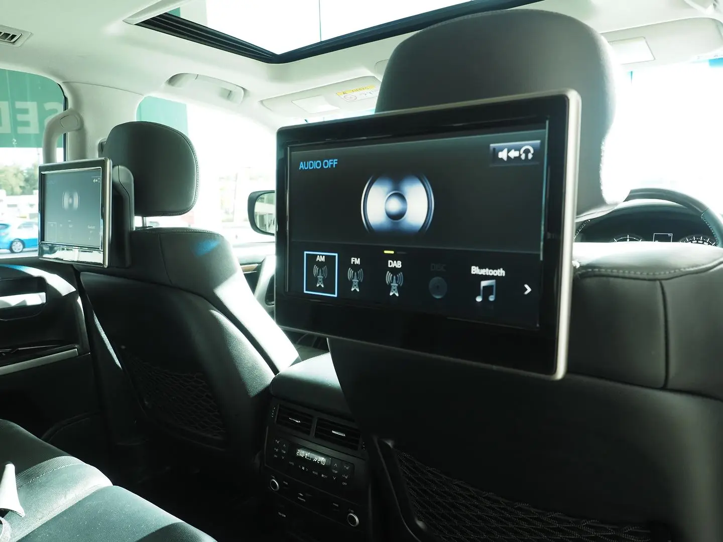 2018 Toyota Landcruiser Gallery Image 13