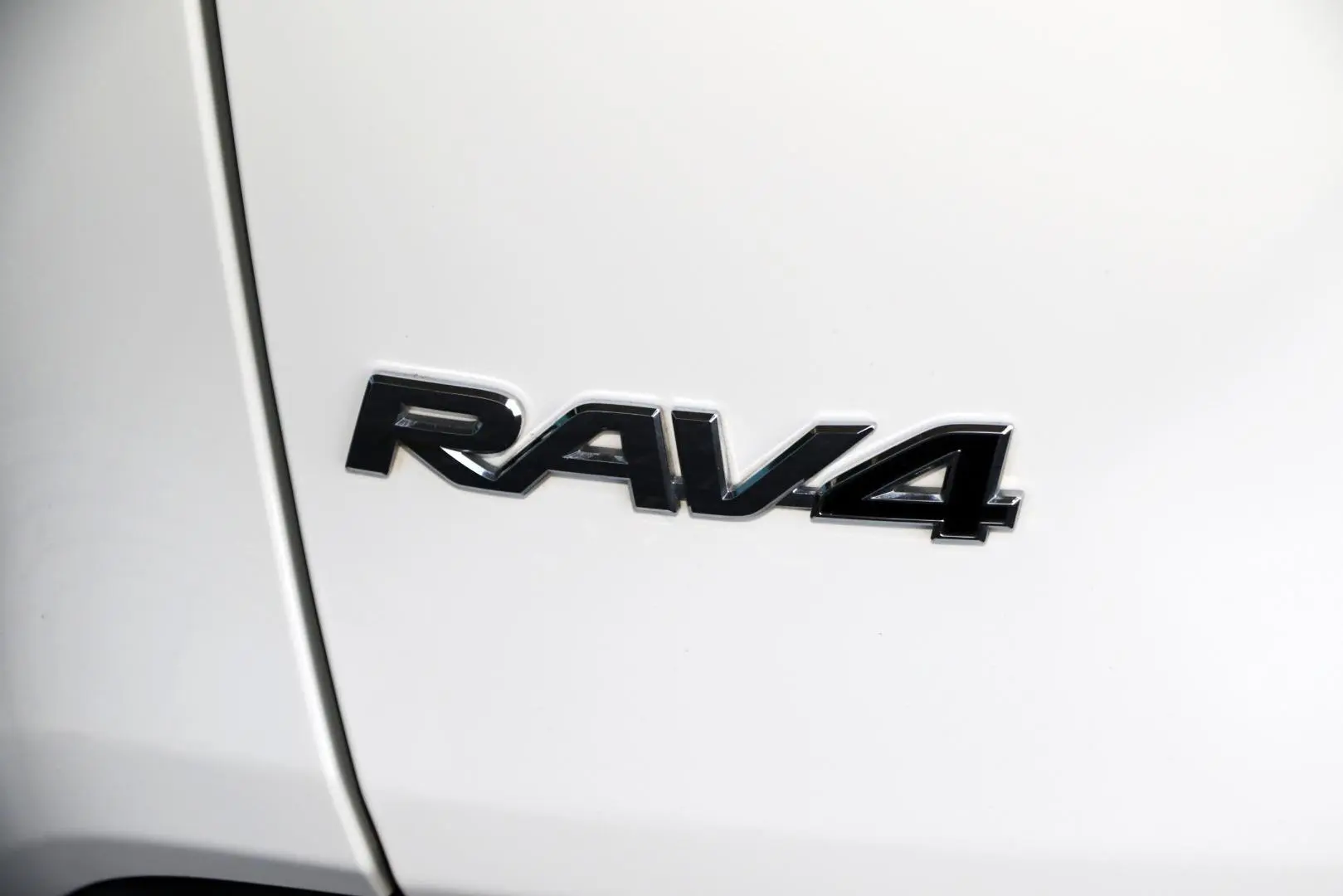2025 Toyota RAV4 Gallery Image 22