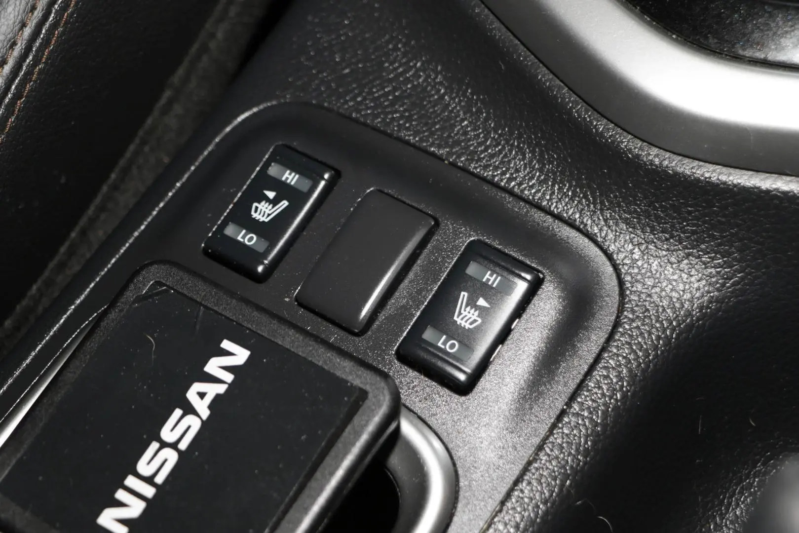 2022 Nissan Navara Gallery Image 18