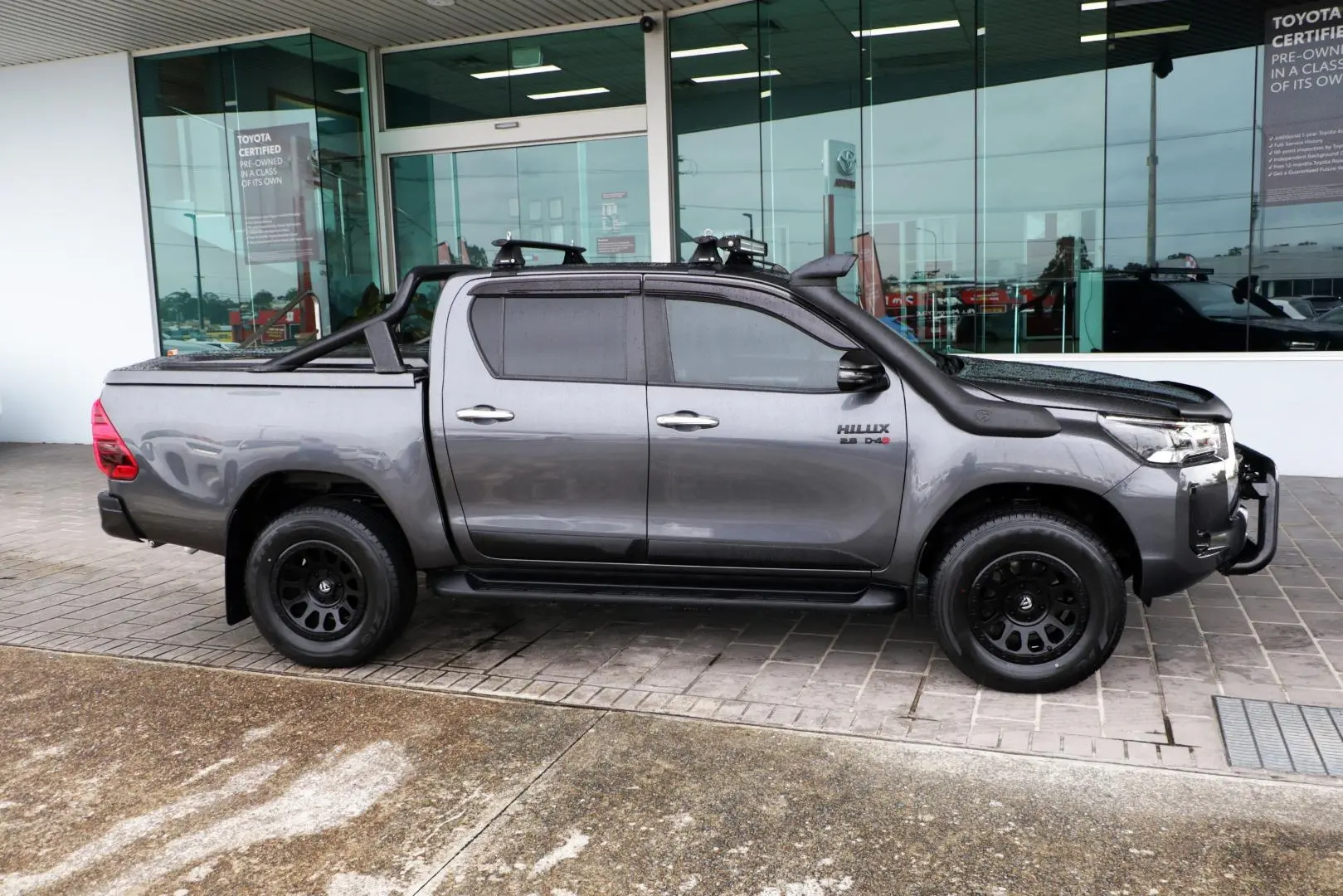 2021 Toyota Hilux Gallery Image 5