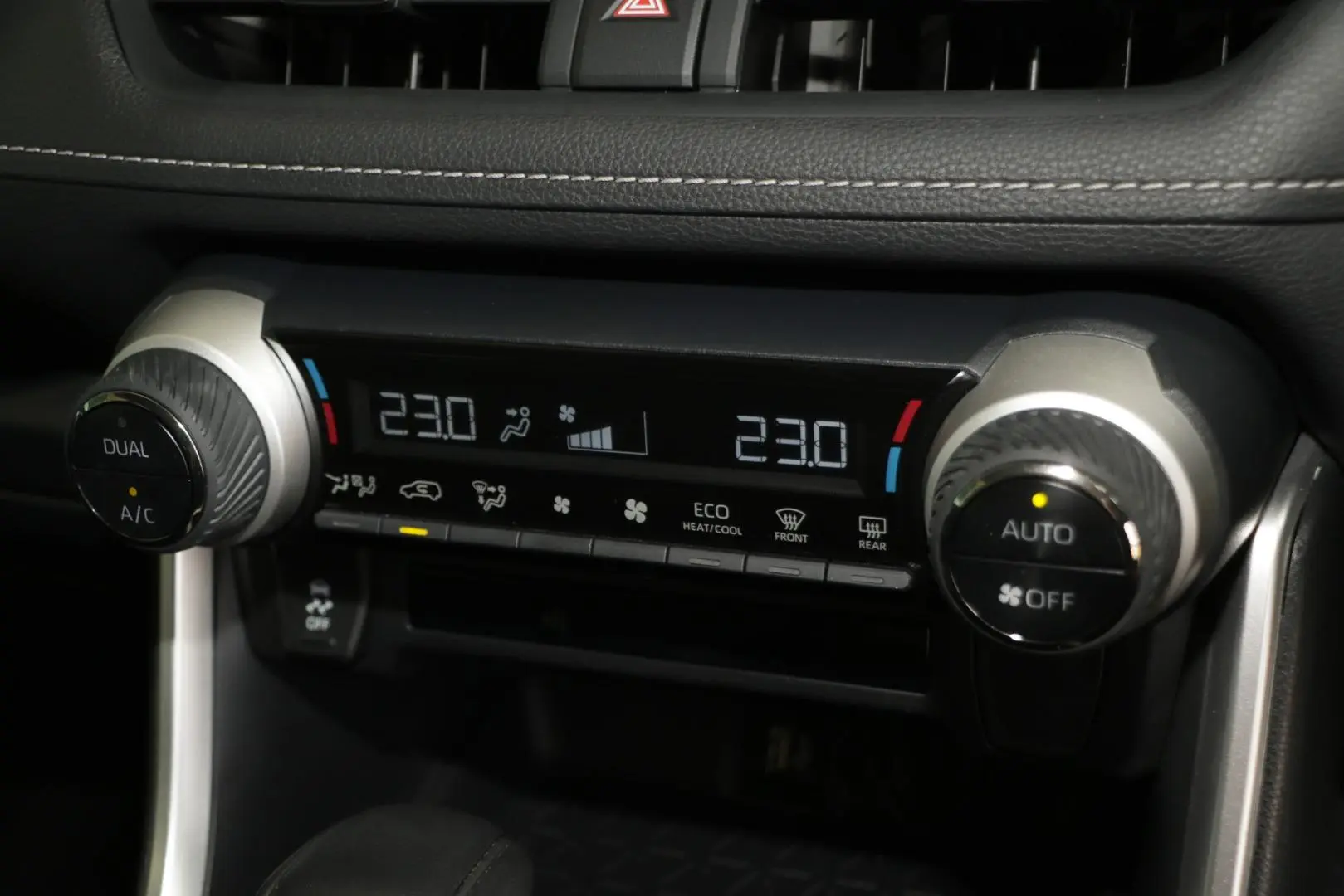 2024 Toyota RAV4 Gallery Image 16