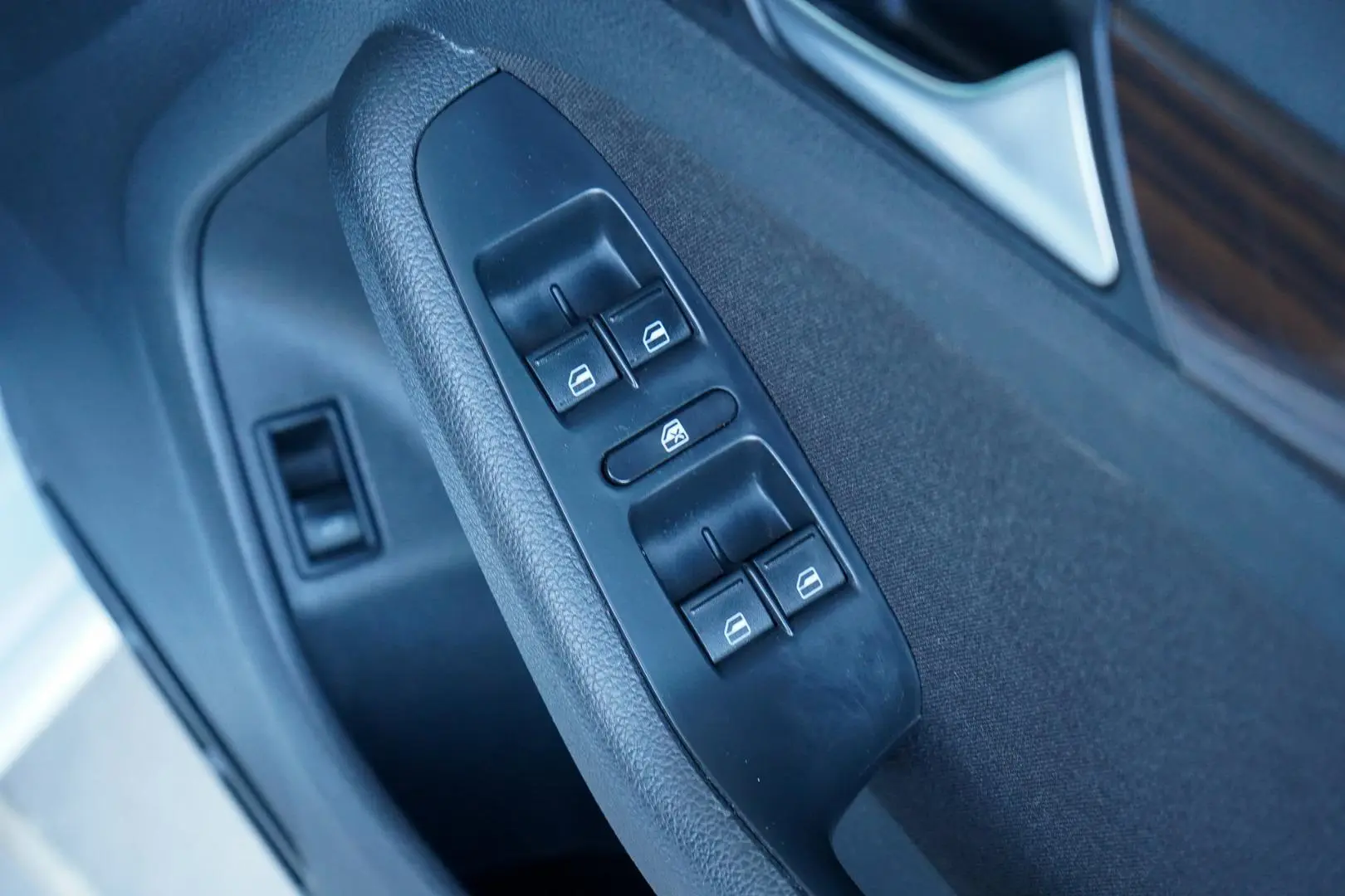 2017 Volkswagen Jetta Gallery Image 10