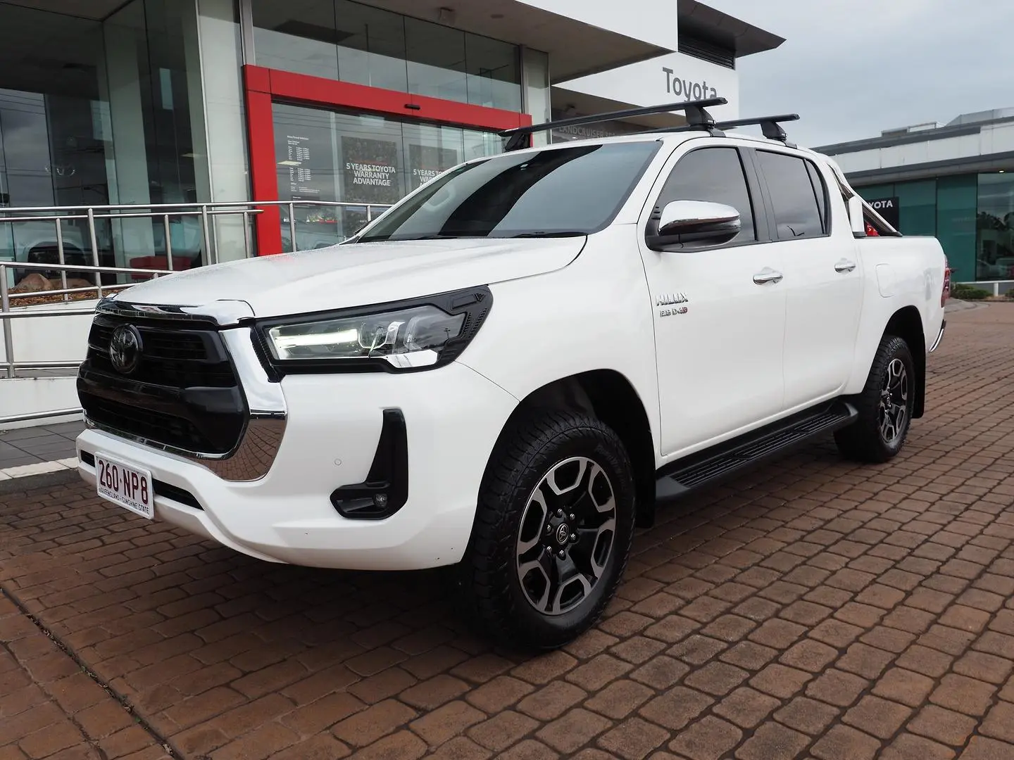 2022 Toyota Hilux Gallery Image 4