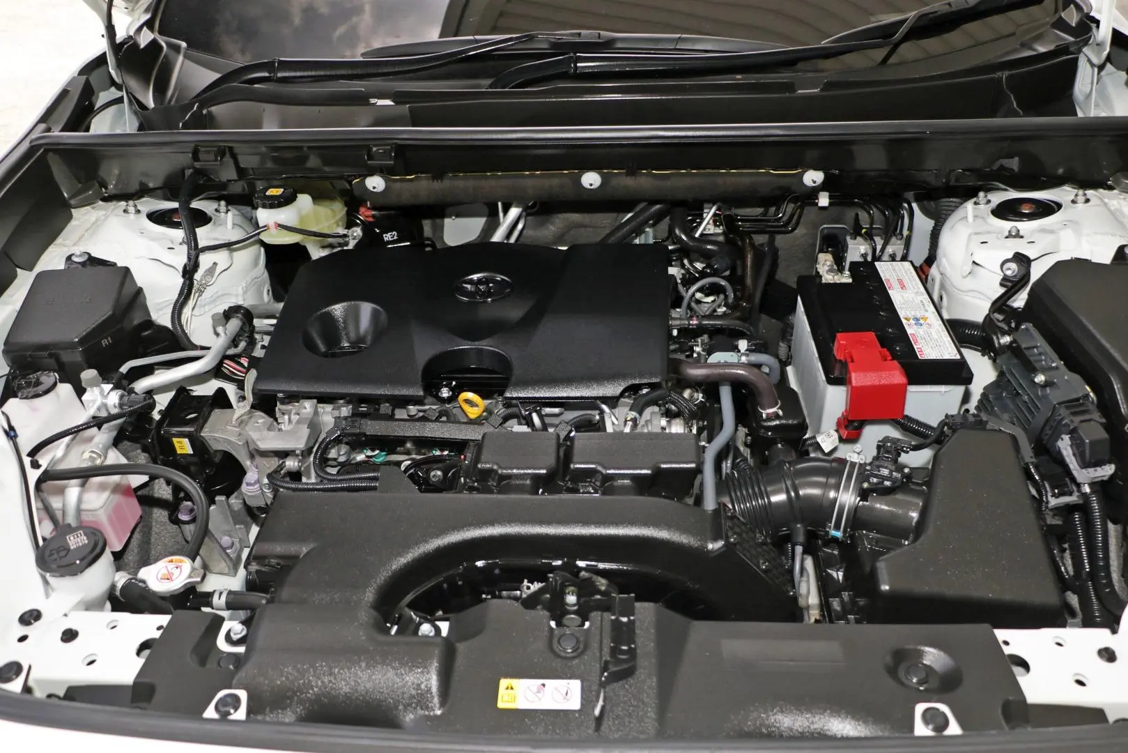 2020 Toyota RAV4 Gallery Image 19