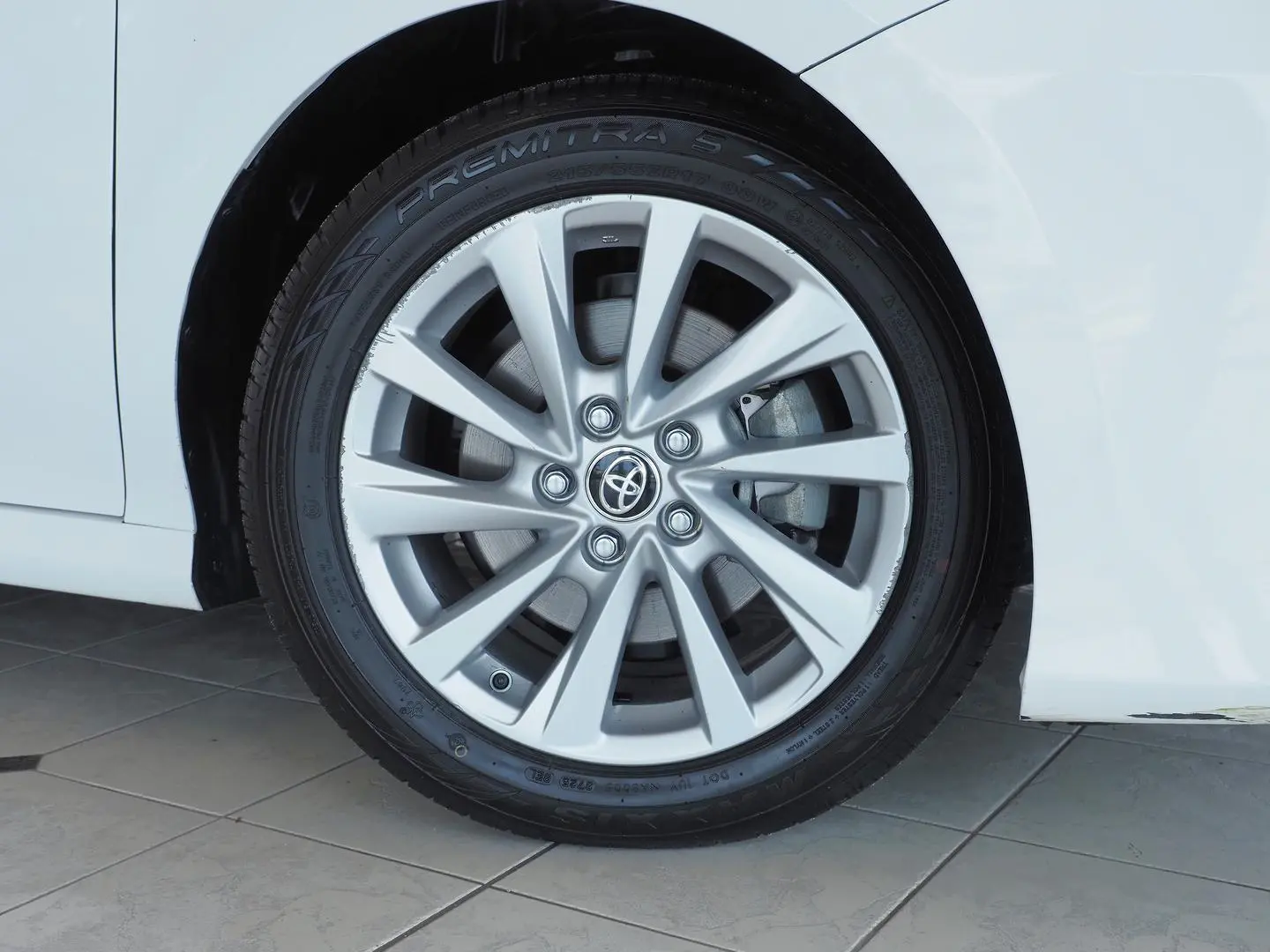 2024 Toyota Camry Gallery Image 11
