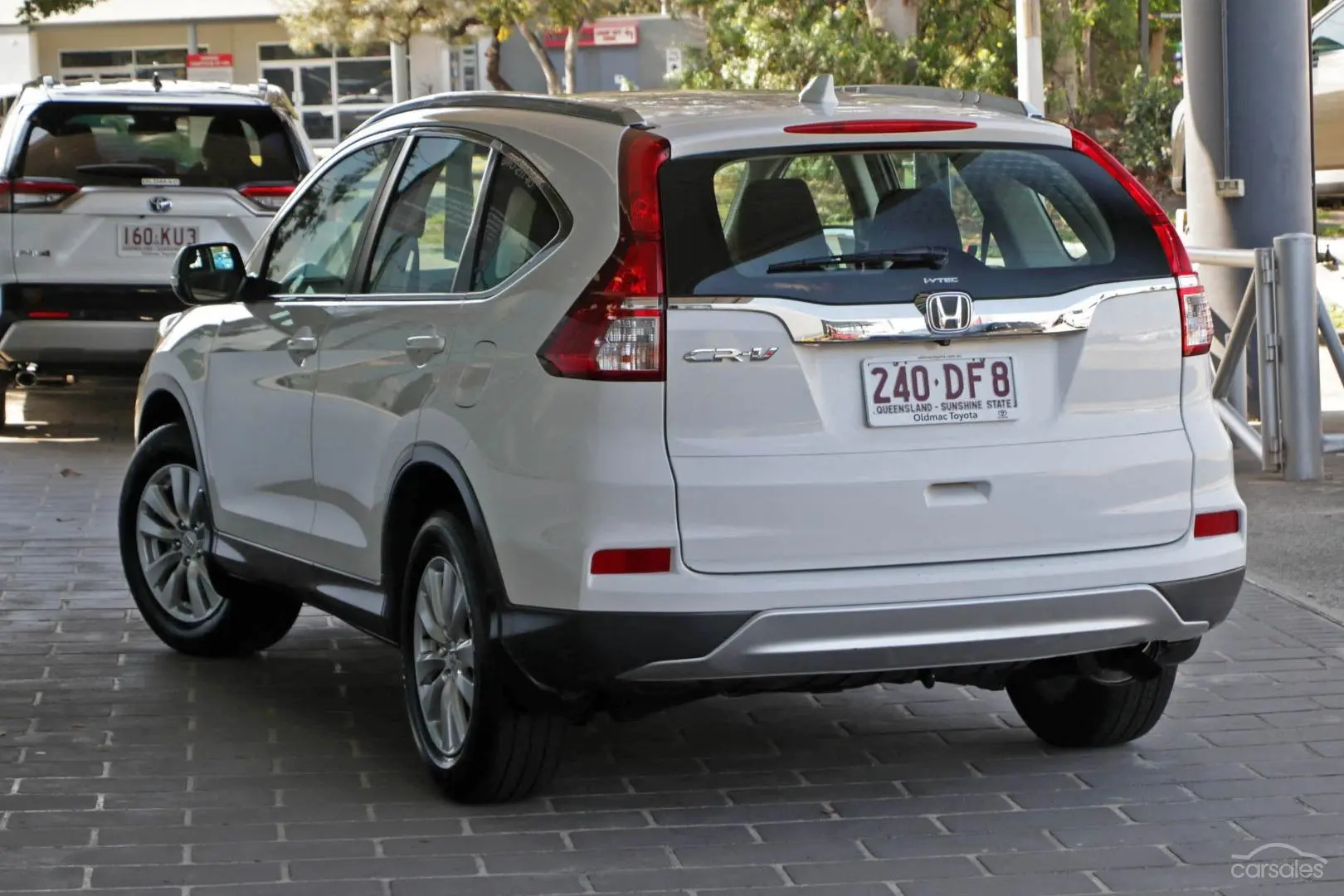 2017 Honda CR-V Image 2