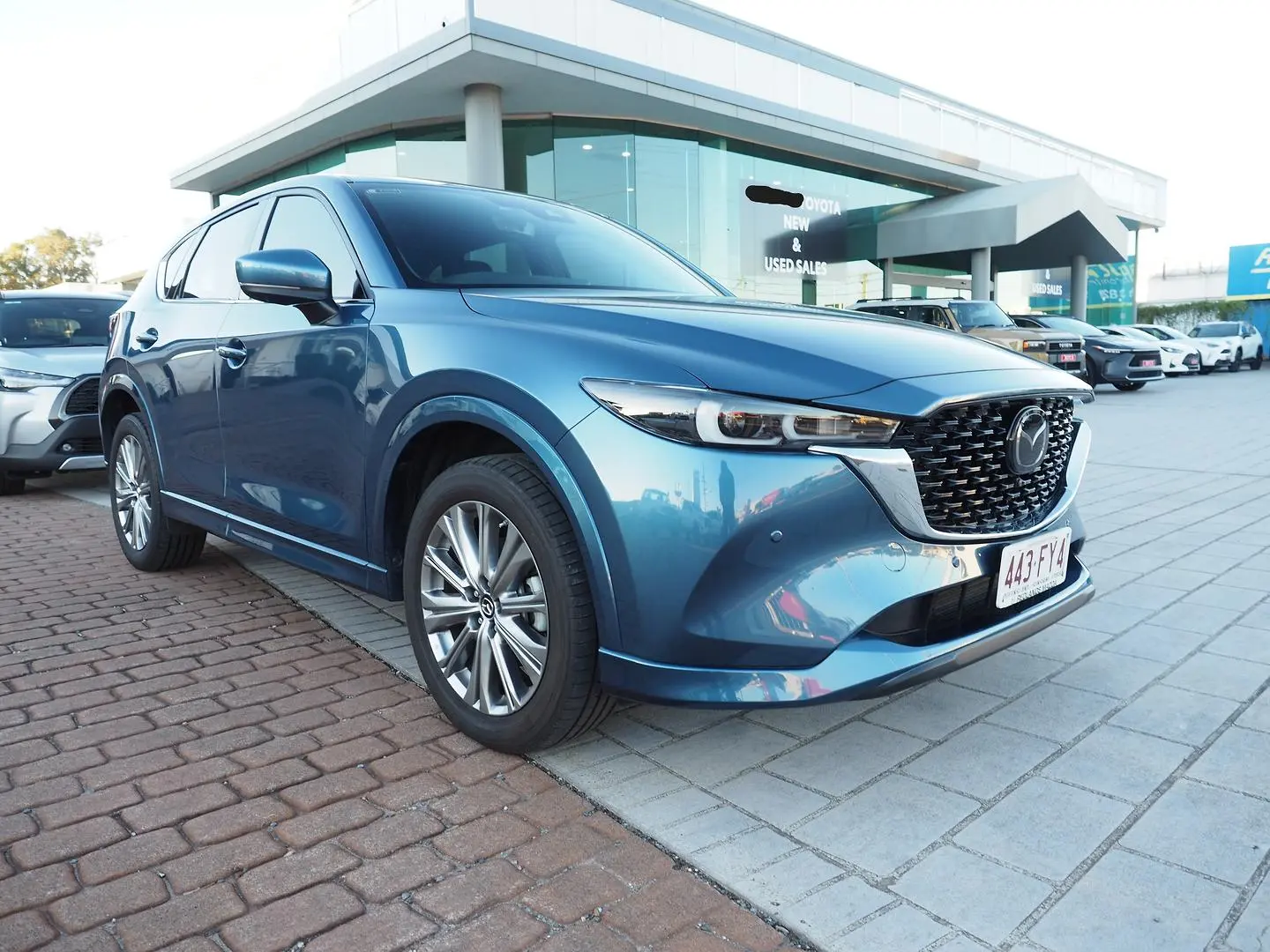 2022 Mazda CX-5 Gallery Image 1