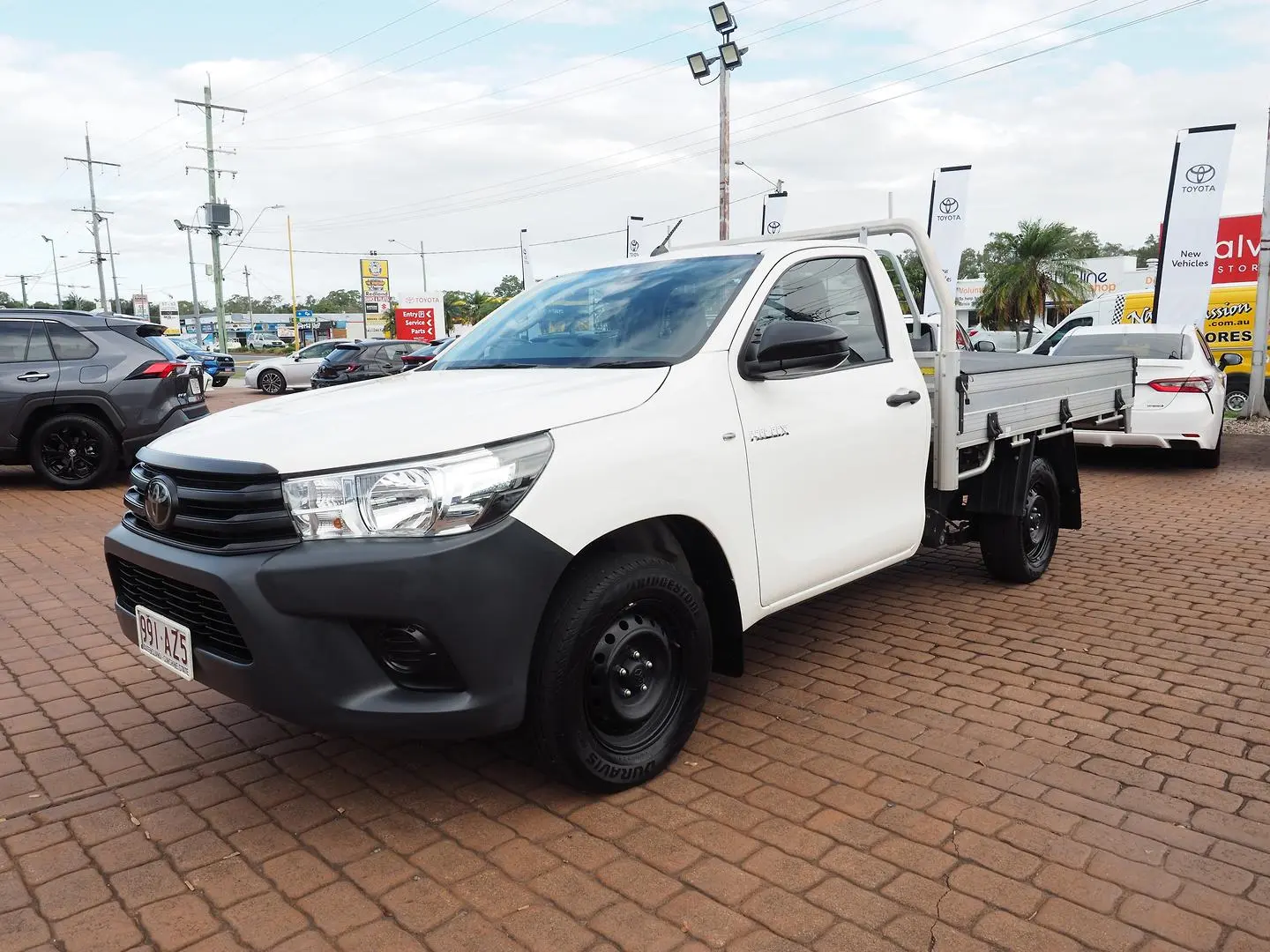 2020 Toyota Hilux Gallery Image 9