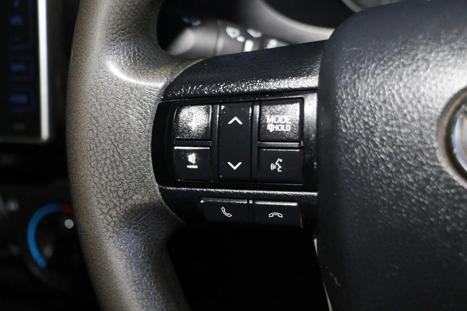 2020 Toyota Hilux Gallery Image 21