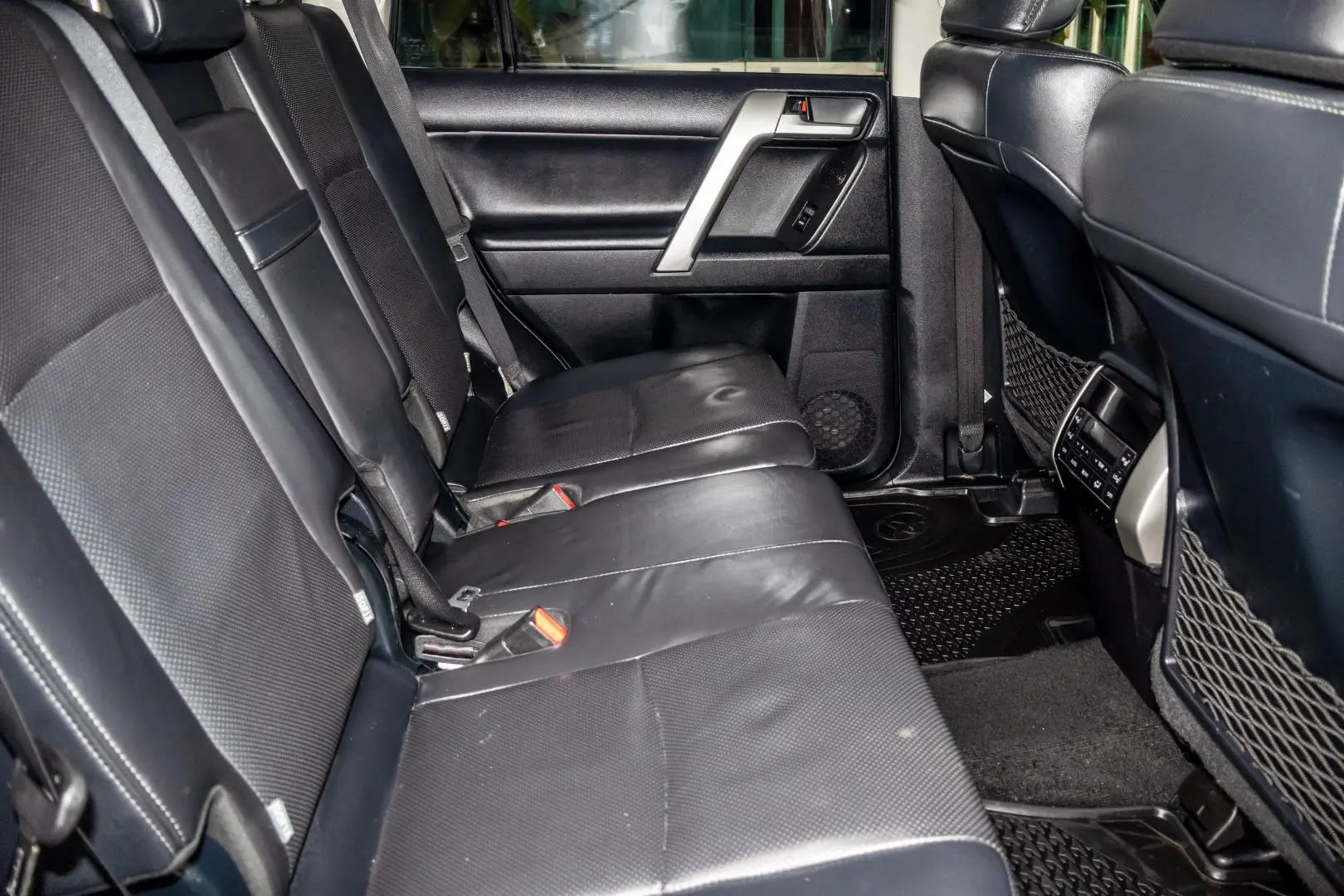 2020 Toyota Landcruiser Prado Gallery Image 7