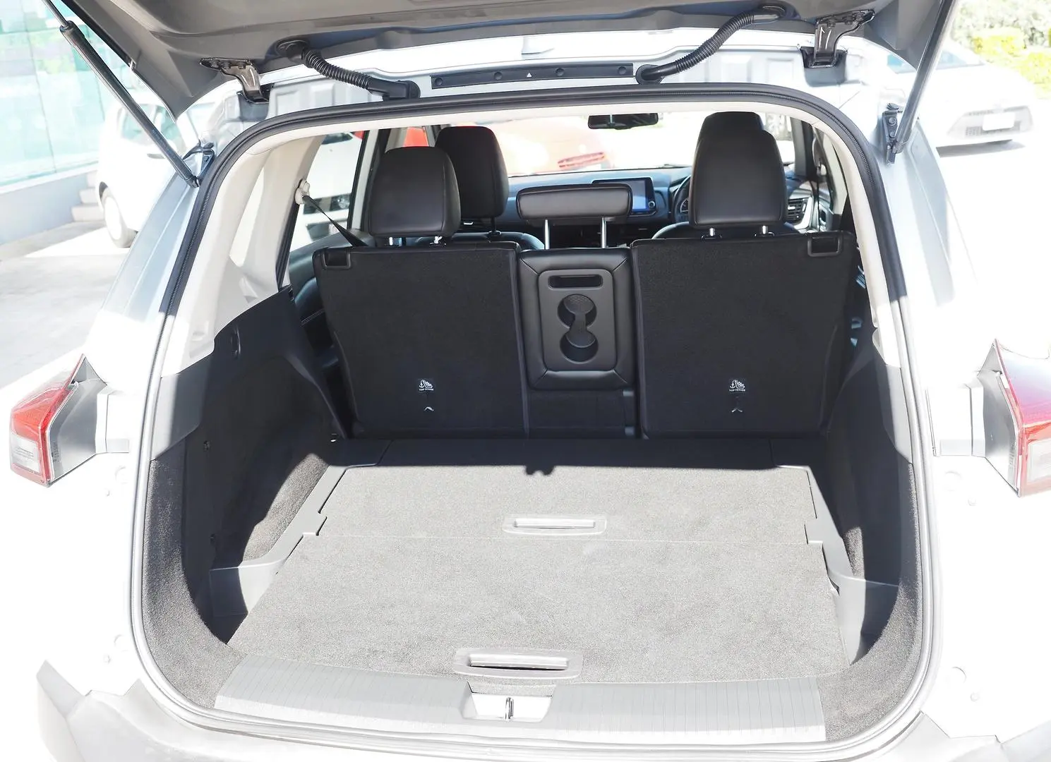 2022 Nissan X-TRAIL Gallery Image 8