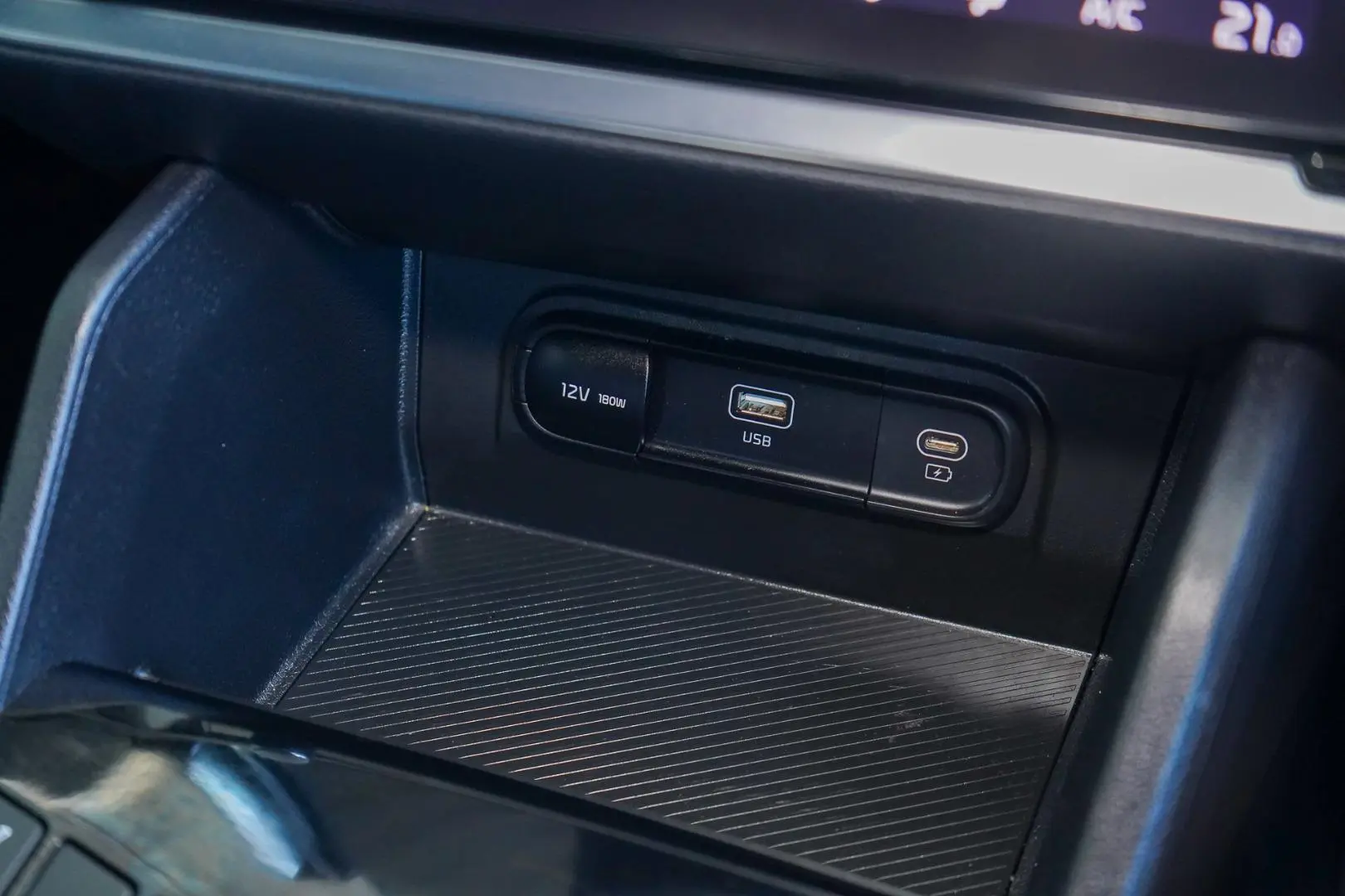 2023 Kia Sportage Gallery Image 15