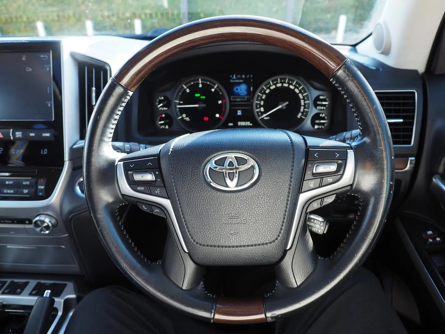 2019 Toyota Landcruiser Gallery Image 45
