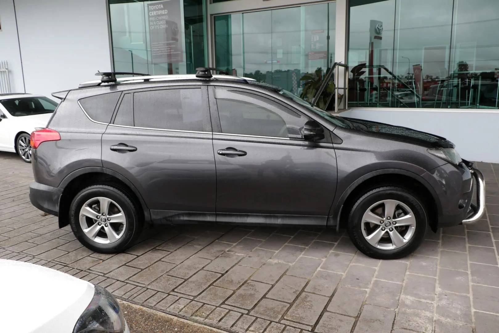 2015 Toyota Rav4 Gallery Image 5