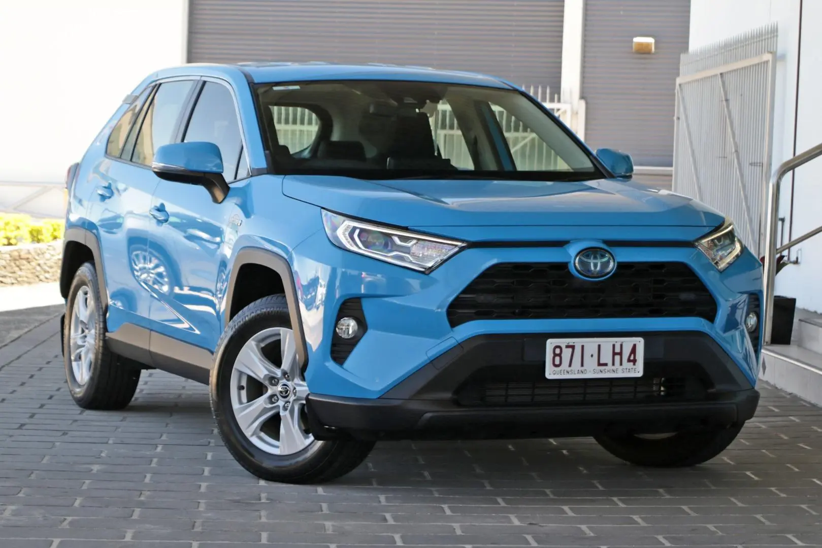 2020 Toyota RAV4 Image 3