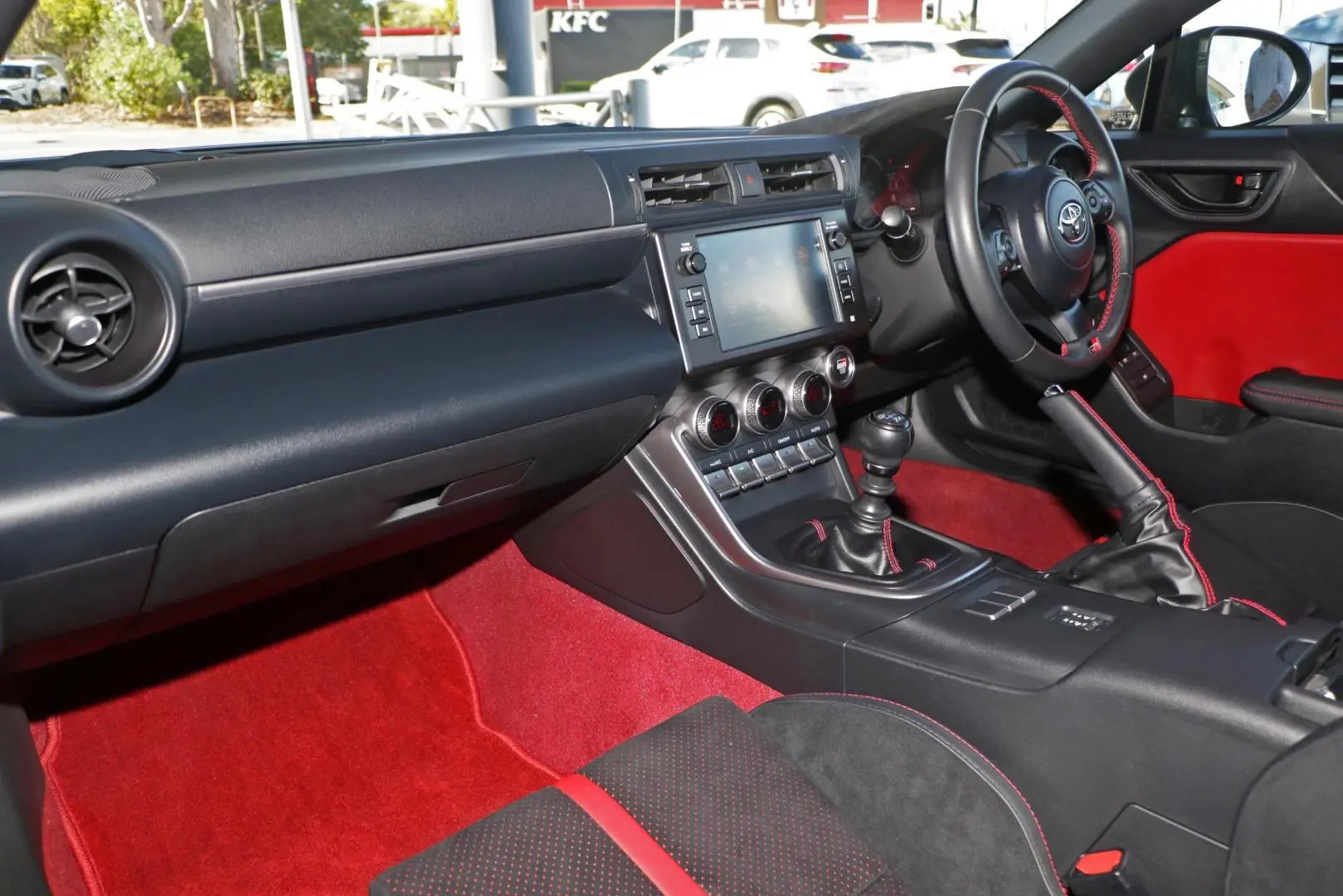 2025 Toyota GR86 Gallery Image 8