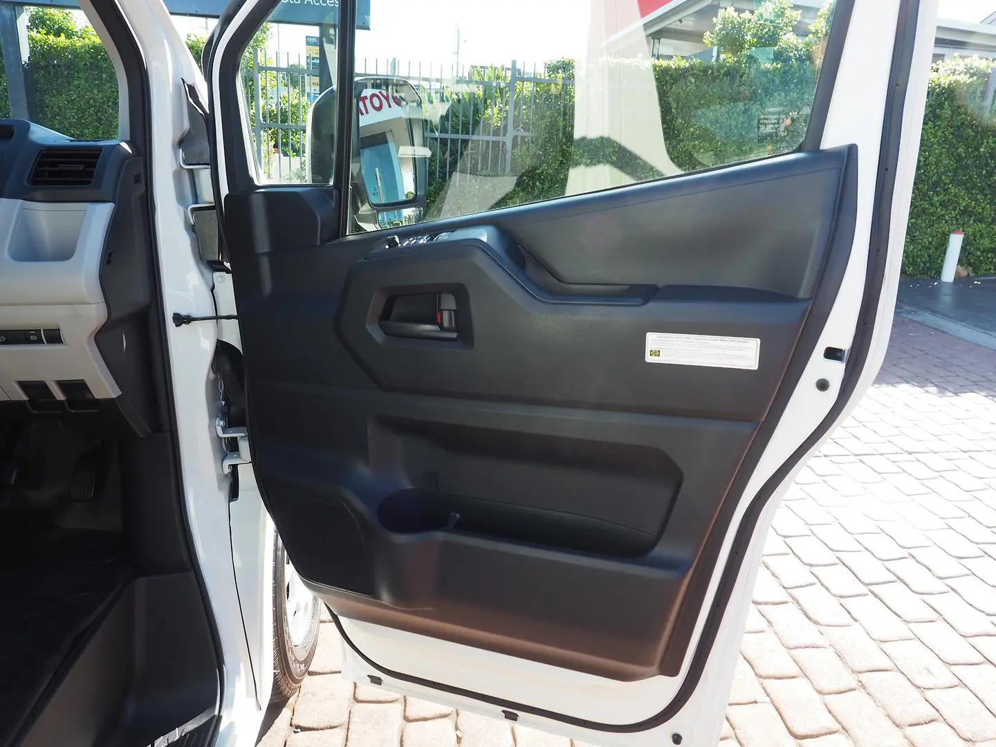 2021 Toyota Hiace Gallery Image 25