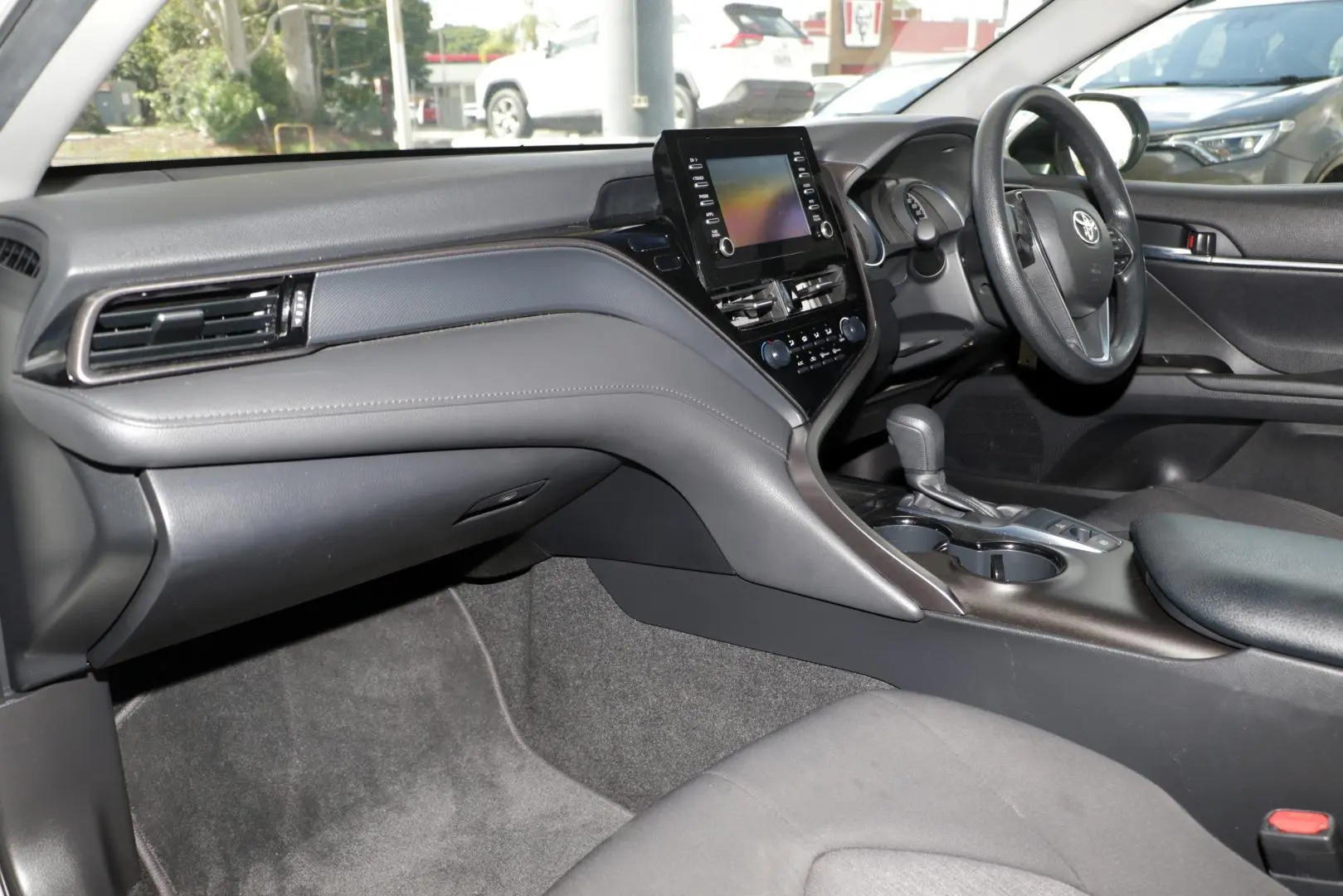 2022 Toyota Camry Gallery Image 7