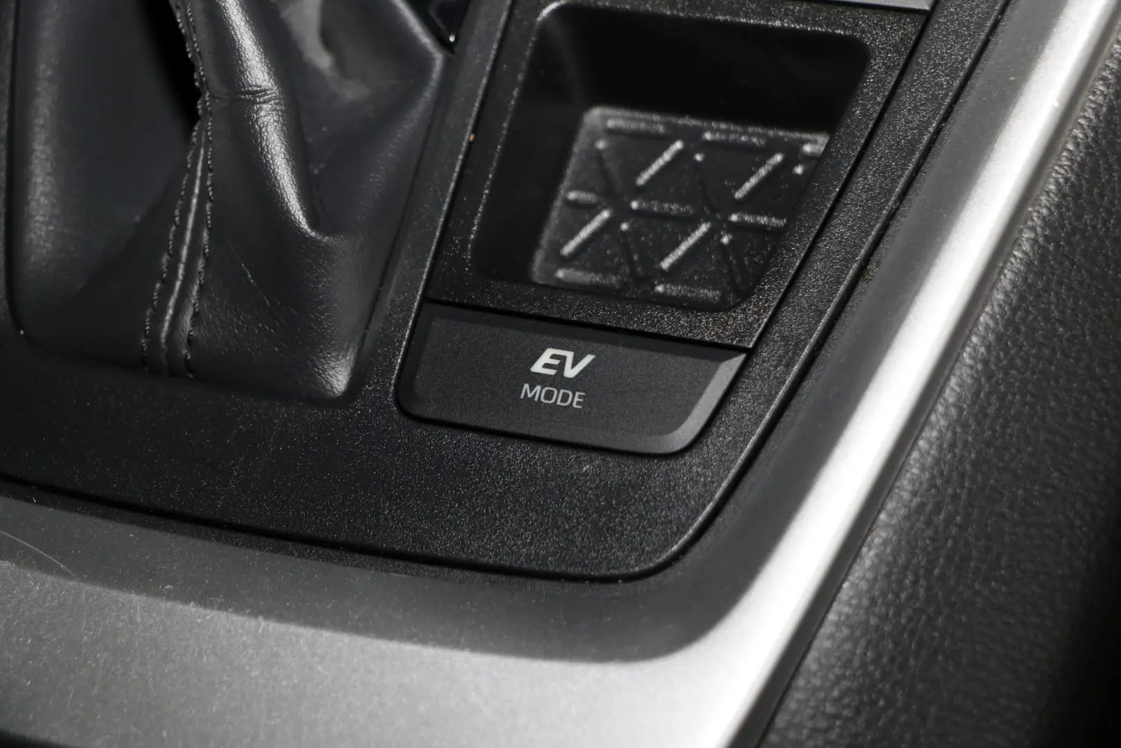 2023 Toyota RAV4 Gallery Image 14