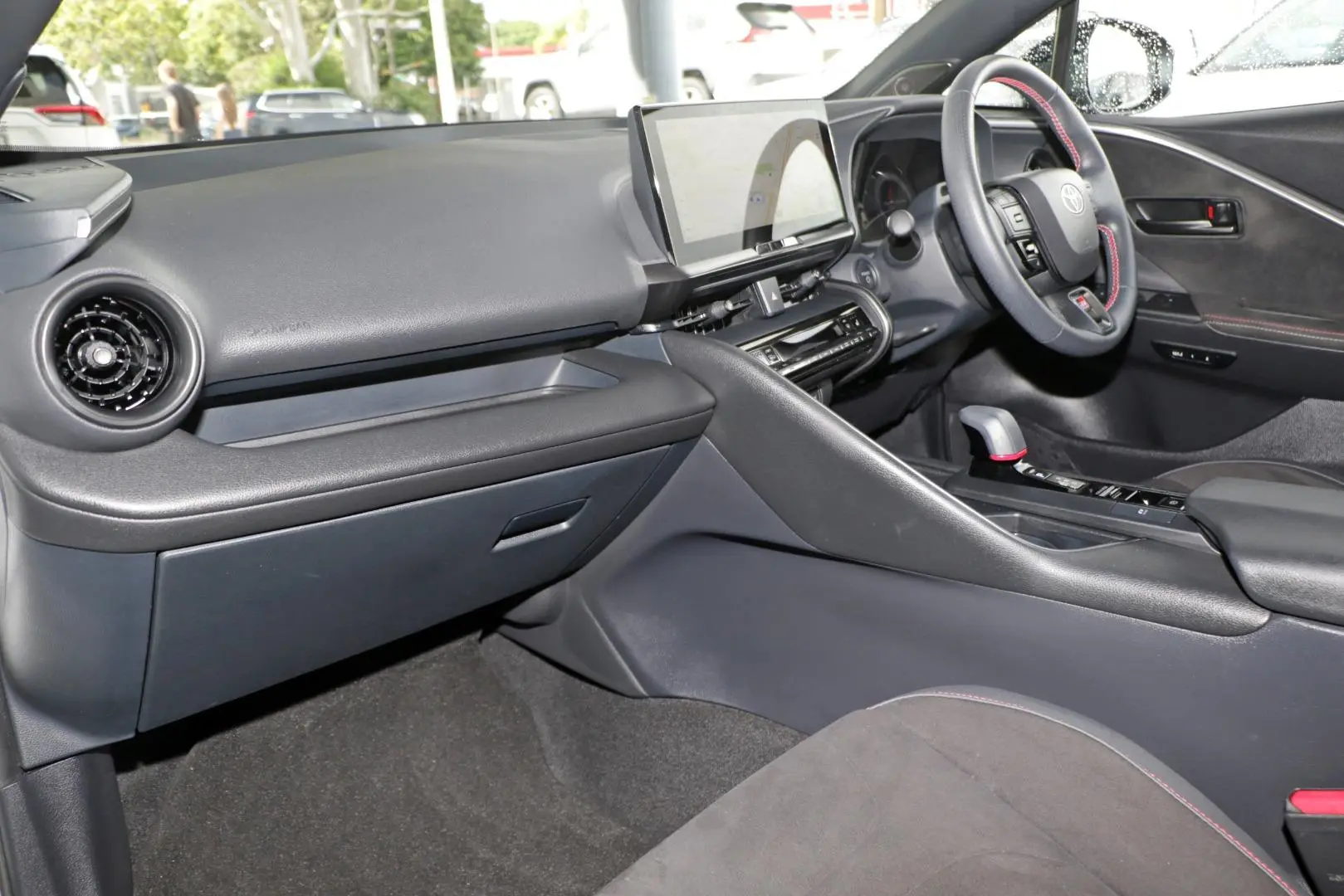 2024 Toyota C-HR Gallery Image 8