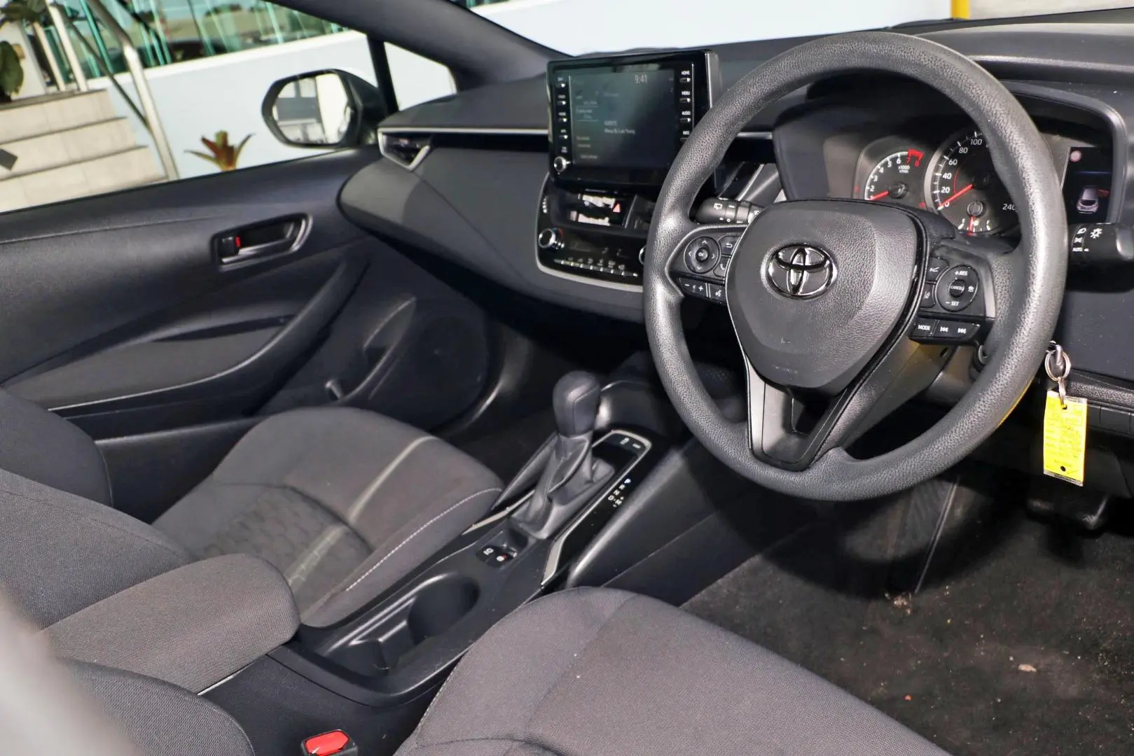 2021 Toyota Corolla Gallery Image 6