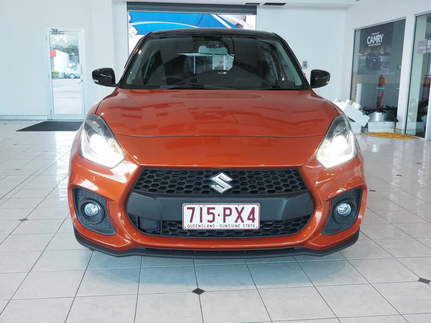 2020 Suzuki Swift Gallery Image 12
