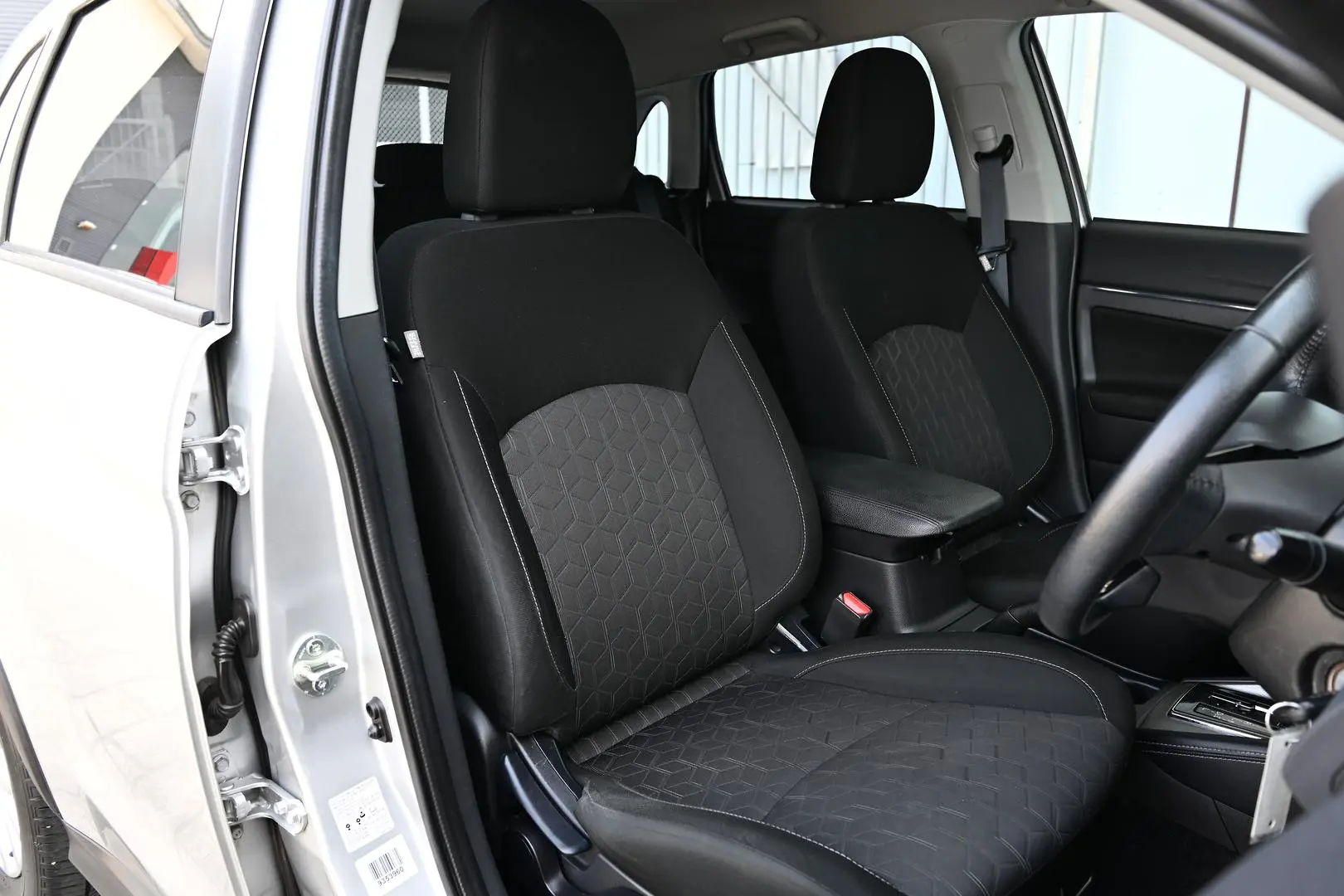 2022 Mitsubishi ASX Gallery Image 10