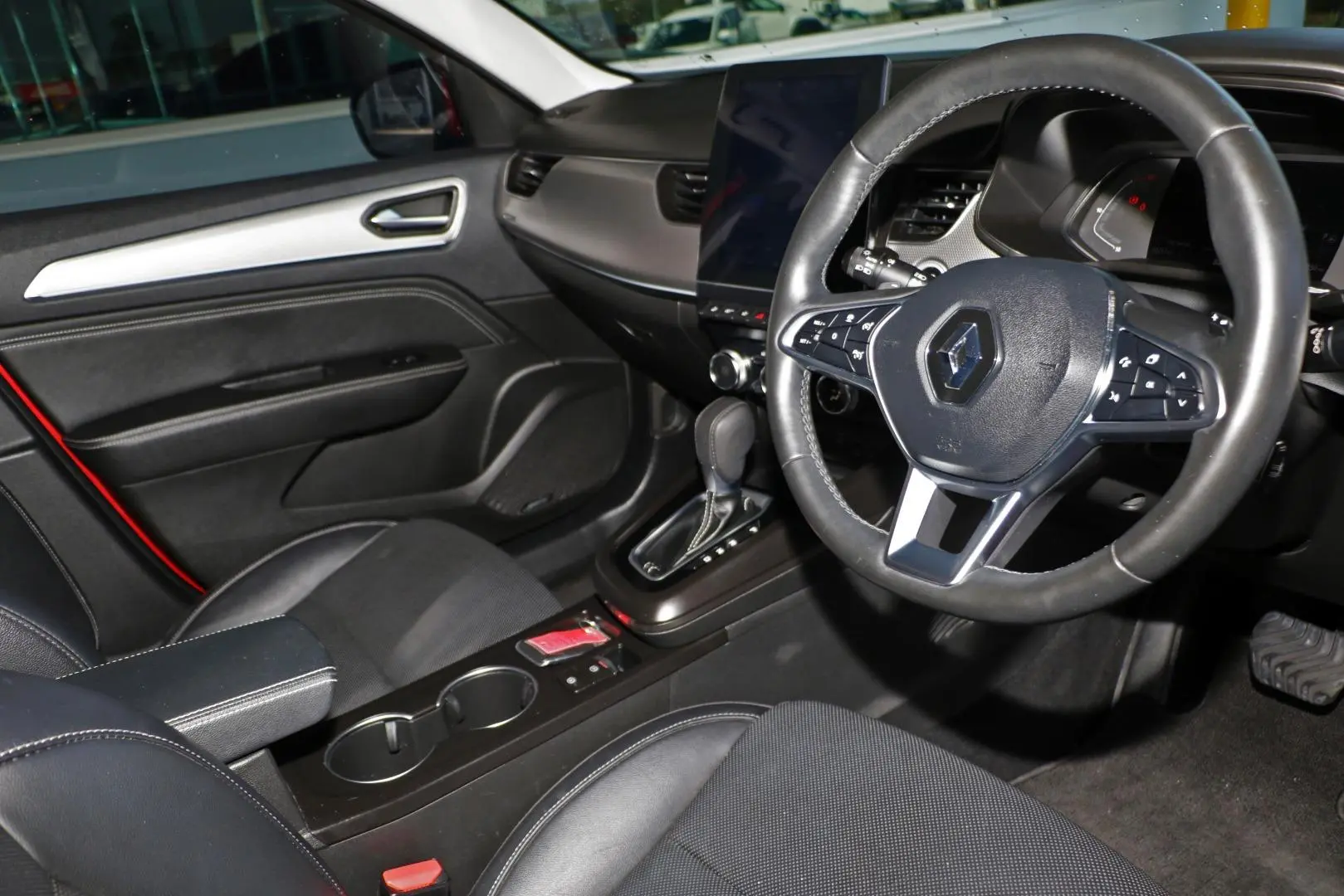 2021 Renault Arkana Gallery Image 5