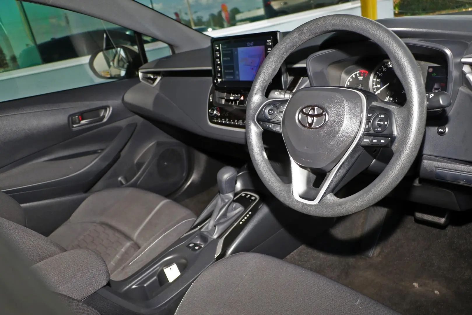 2020 Toyota Corolla Gallery Image 6