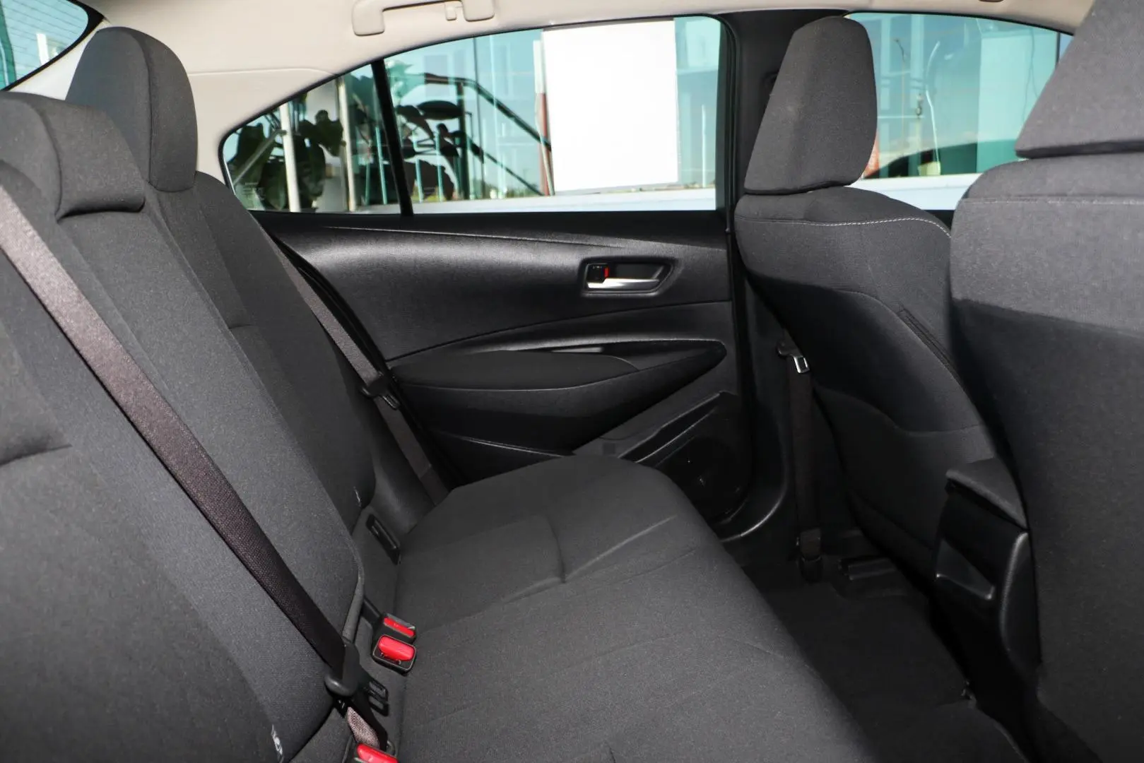 2025 Toyota Corolla Gallery Image 10