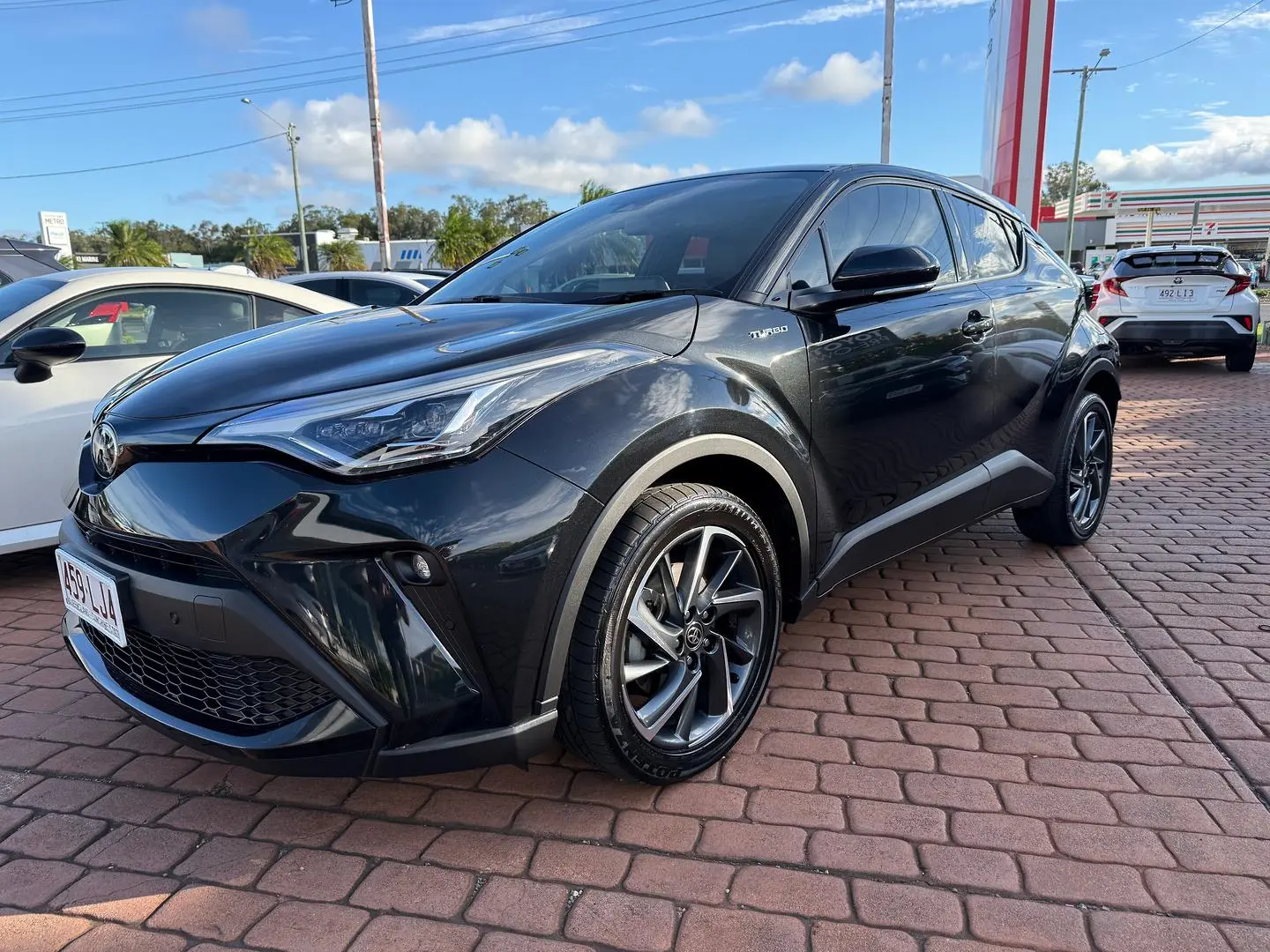 2021 Toyota C-Hr Gallery Image 5