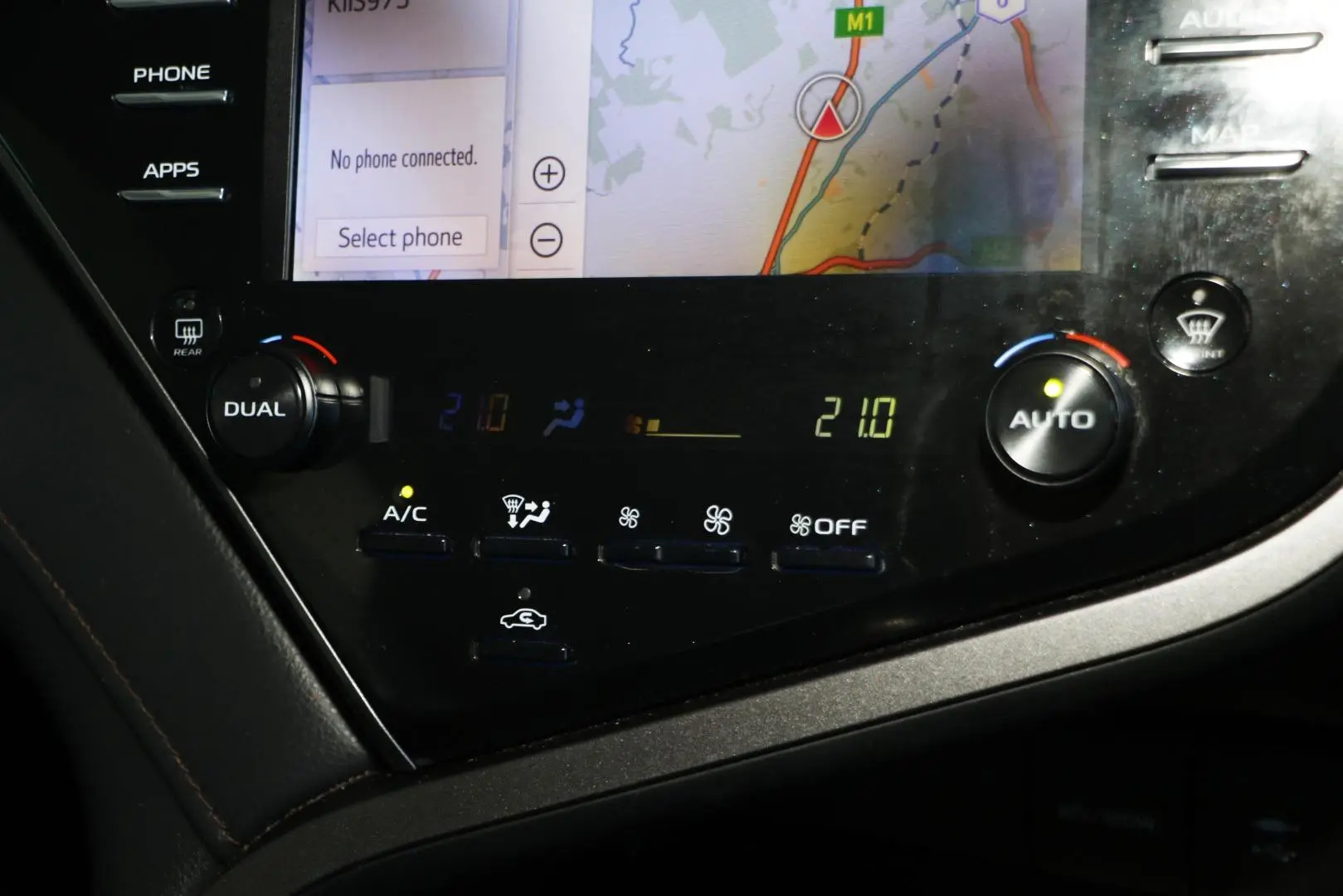 2021 Toyota Camry Gallery Image 18