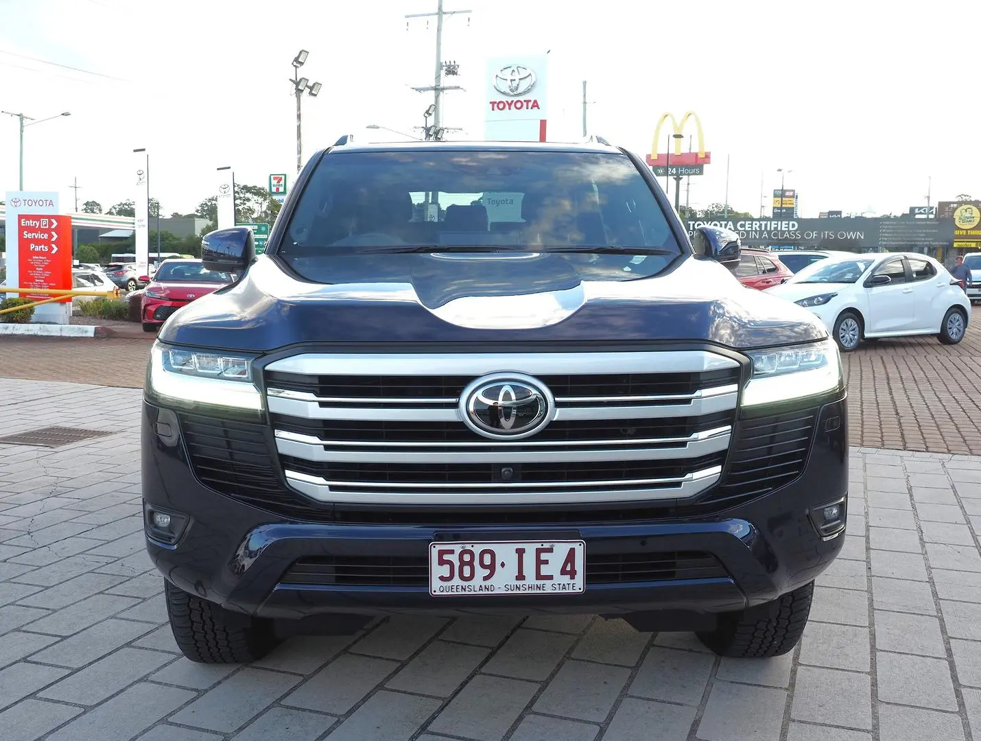 2023 Toyota Landcruiser Gallery Image 12