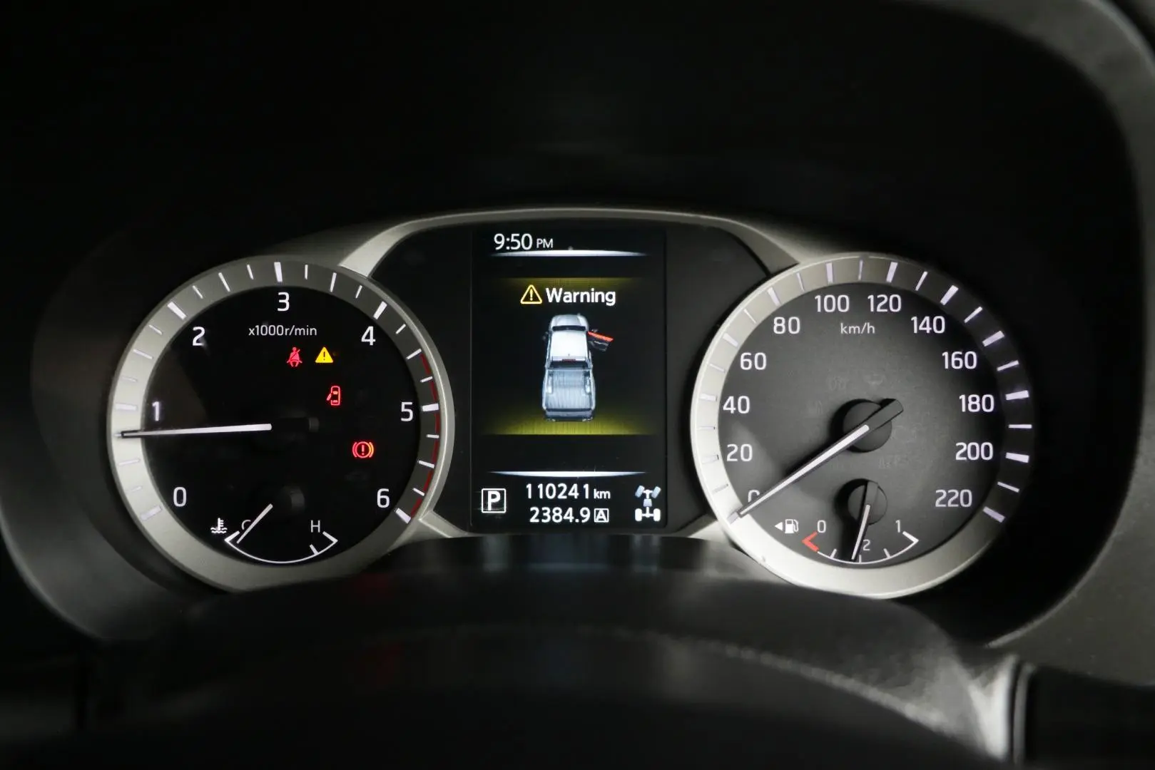 2016 Nissan Navara Gallery Image 11