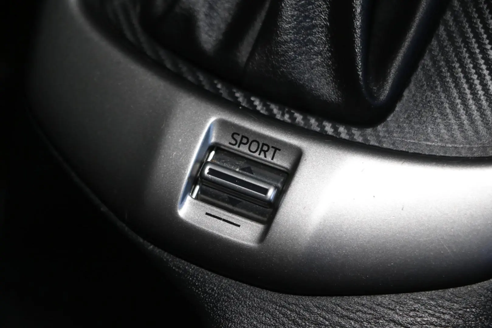 2015 Mazda 2 Gallery Image 15