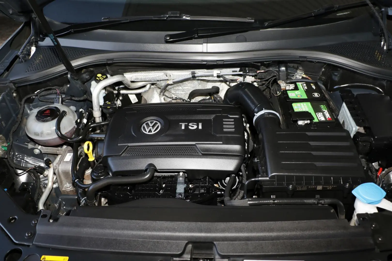 2018 Volkswagen Tiguan Gallery Image 22