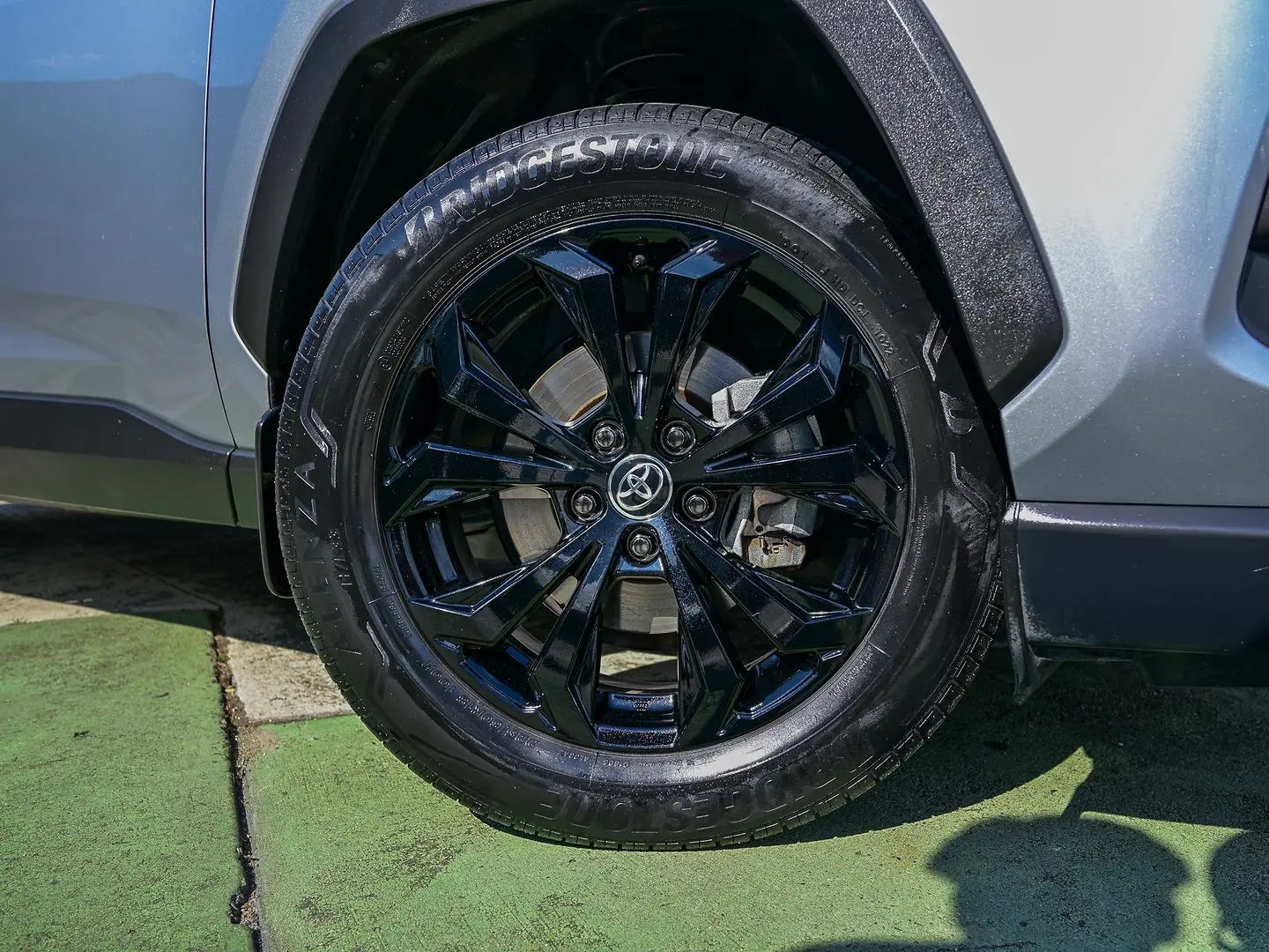 2022 Toyota RAV4 Gallery Image 6