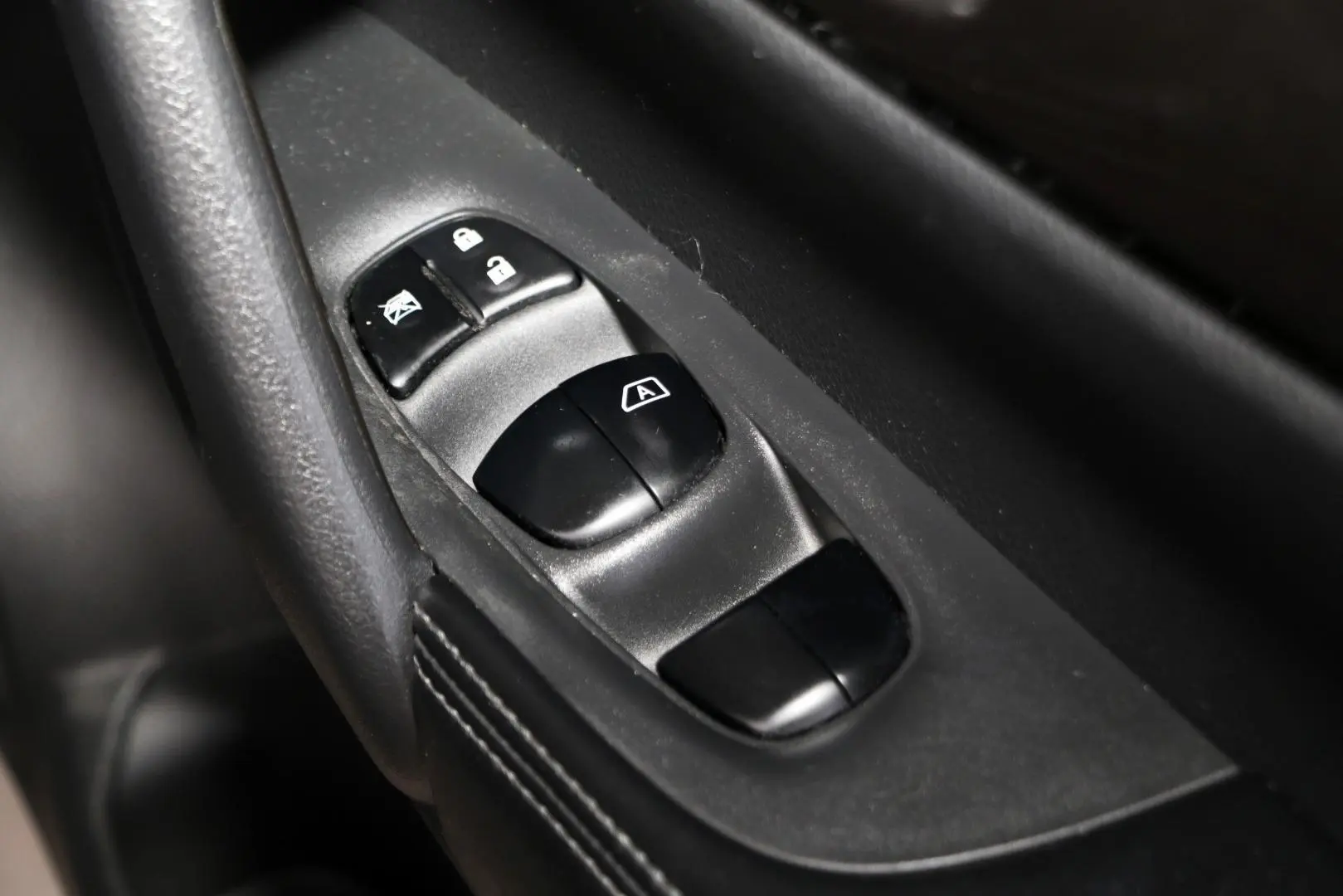 2019 Nissan X-TRAIL Gallery Image 17