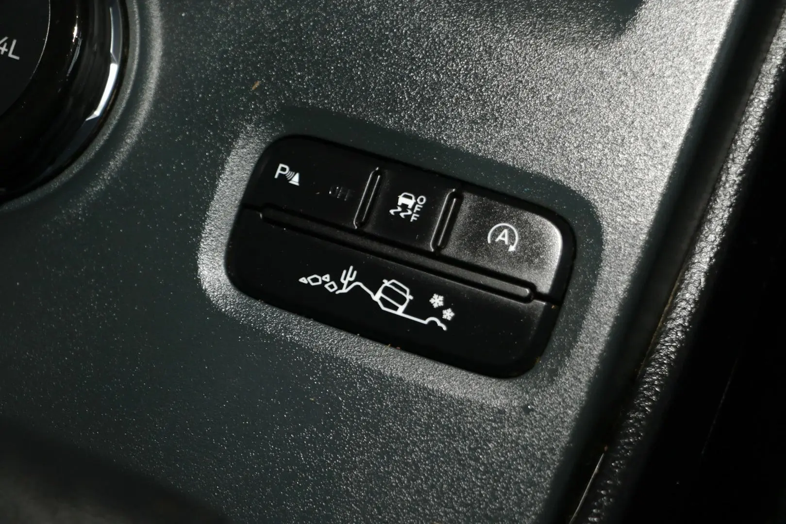 2022 Ford Everest Gallery Image 14