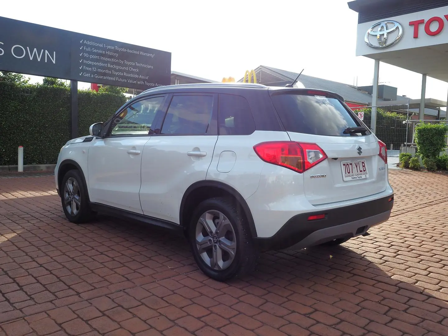2017 Suzuki Vitara Gallery Image 6