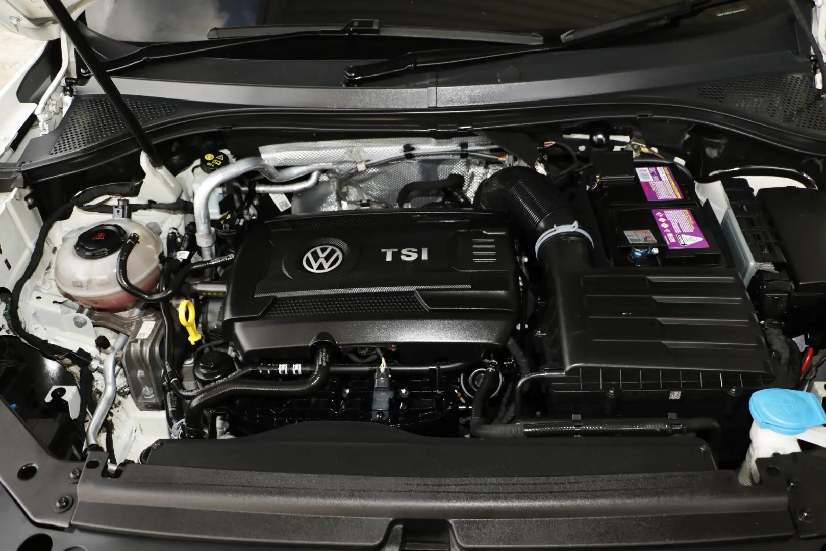 2018 Volkswagen Tiguan Gallery Image 21