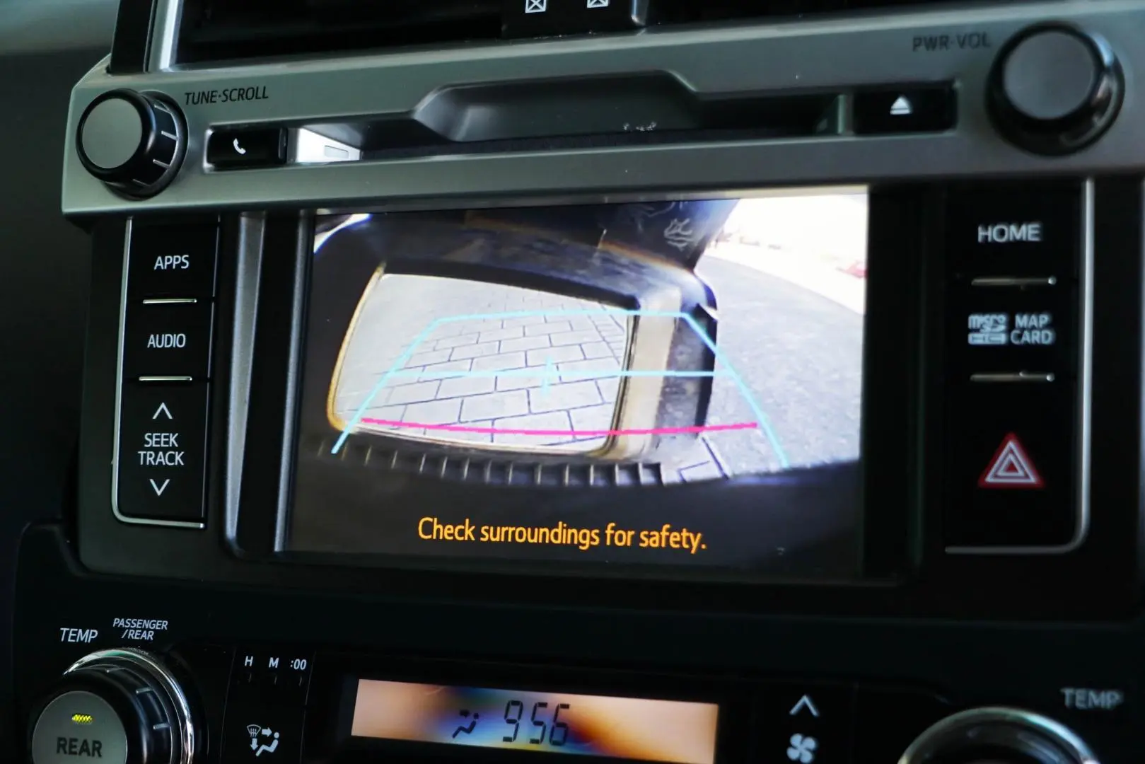 2017 Toyota Landcruiser Prado Gallery Image 11