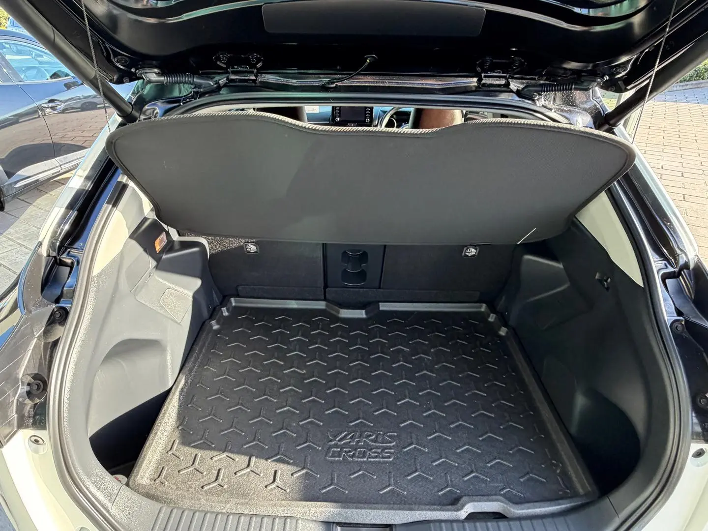 2021 Toyota Yaris Cross Gallery Image 12