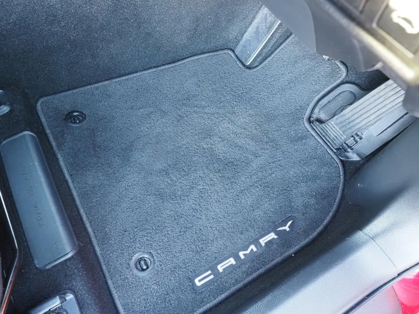 2025 Toyota Camry Gallery Image 18